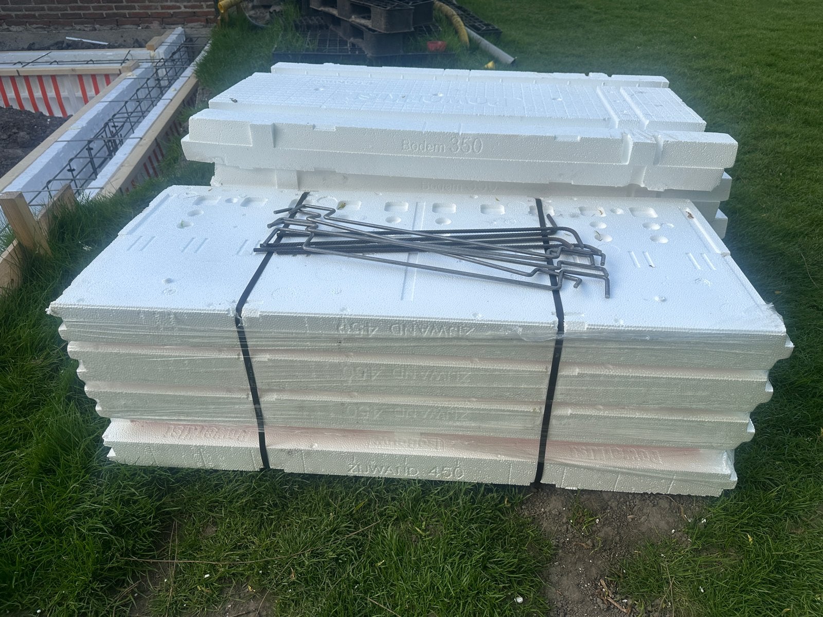 Funderingsbekisting, Doe-het-zelf en Verbouw, Isolatie en Afdichting, Ophalen, 10 tot 15 m², Zo goed als nieuw, Vloerisolatie