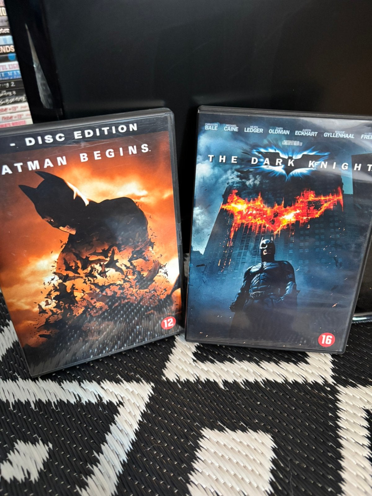 Batman 1 en 2, Vanaf 12 jaar, Ophalen of Verzenden, Zo goed als nieuw