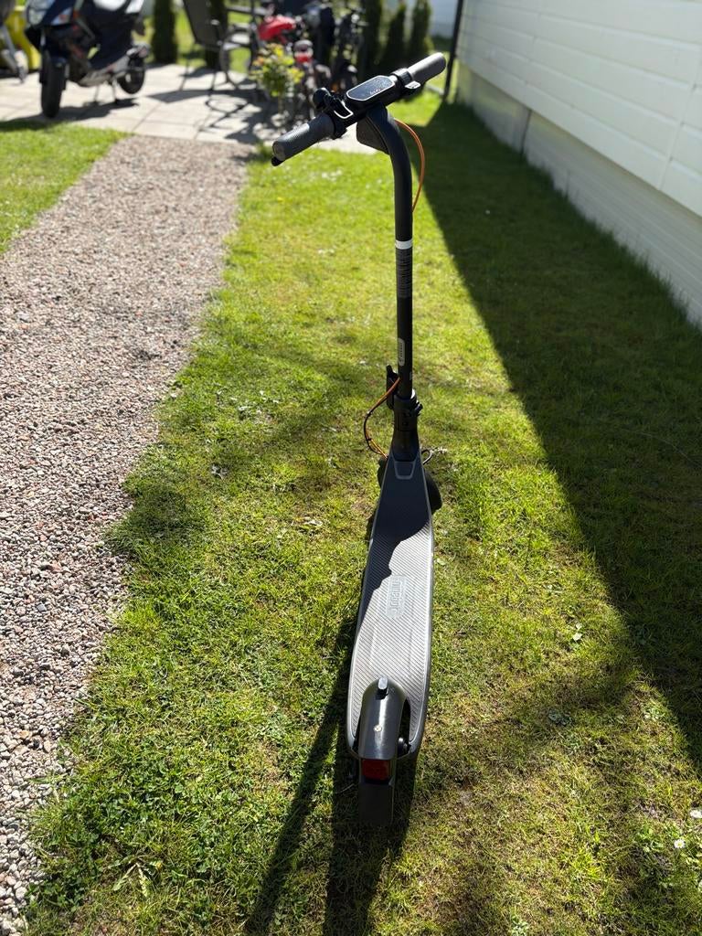 Ninebot Kickscooter E2 Plus - in doos!, Ophalen, Zo goed als nieuw, Elektrische step (E-scooter)