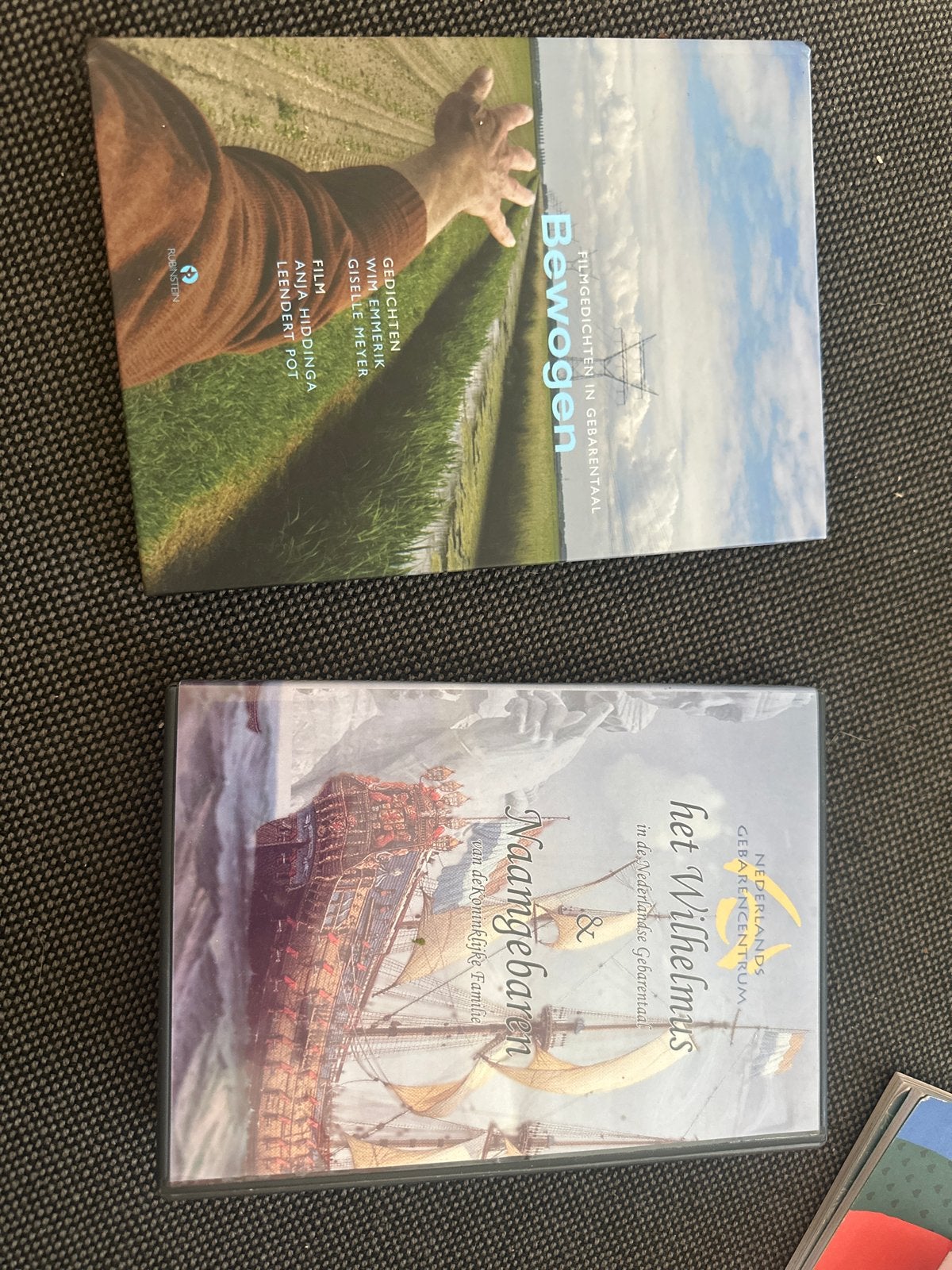 Gebarentaal: 2 DVD's: Bewogen & Het Wilhelmus, Cd's en Dvd's, Gebruikt, Alle leeftijden, Nederlands, Kunst of Cultuur