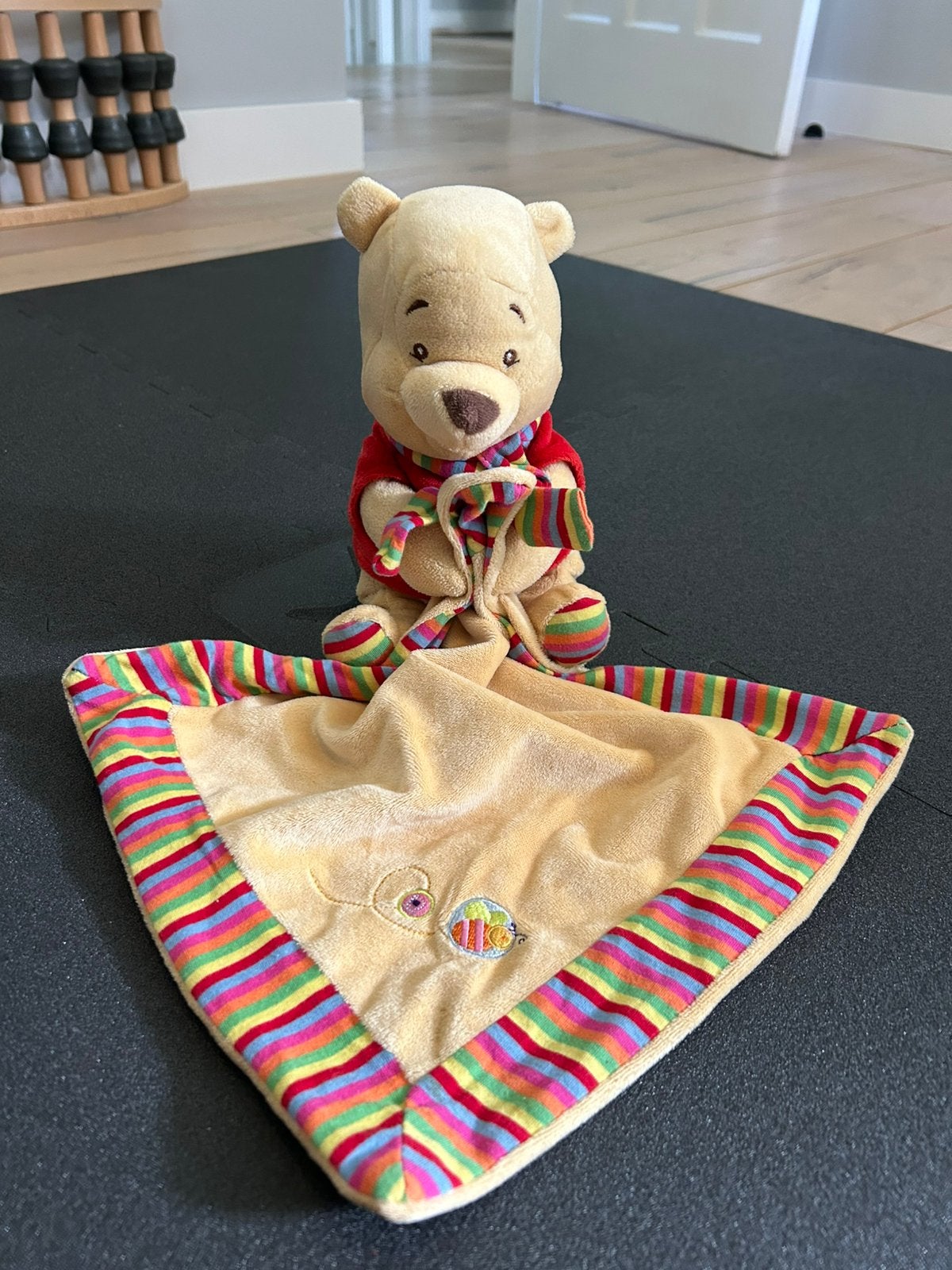 Winnie the Pooh knuffel met rammelaar functie, Disney, Disney, Geel, Beer