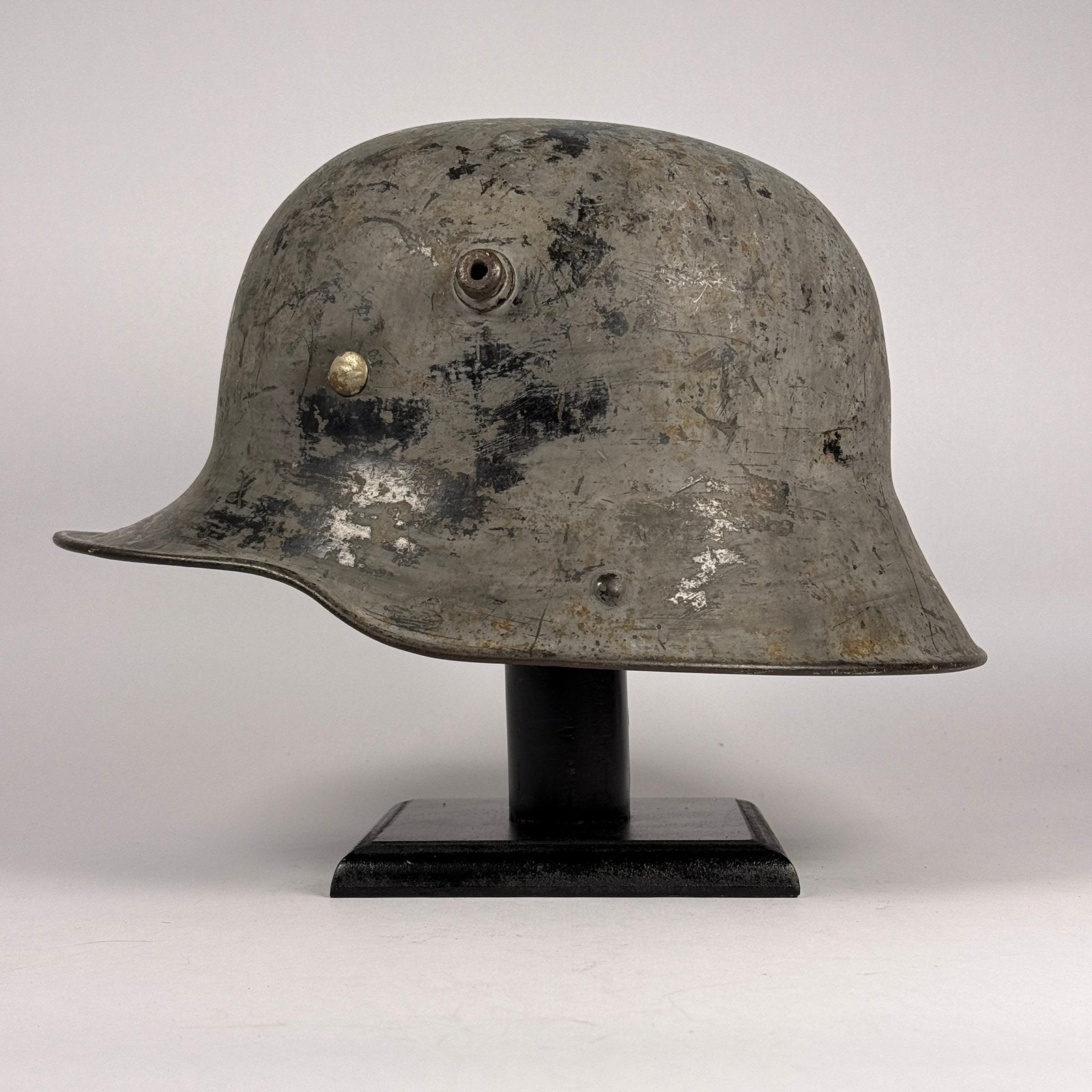 Duitse doorgebruikte M16 helm transitional BF64 wo2, Verzamelen, Ophalen of Verzenden, Duitsland, Helm of Baret