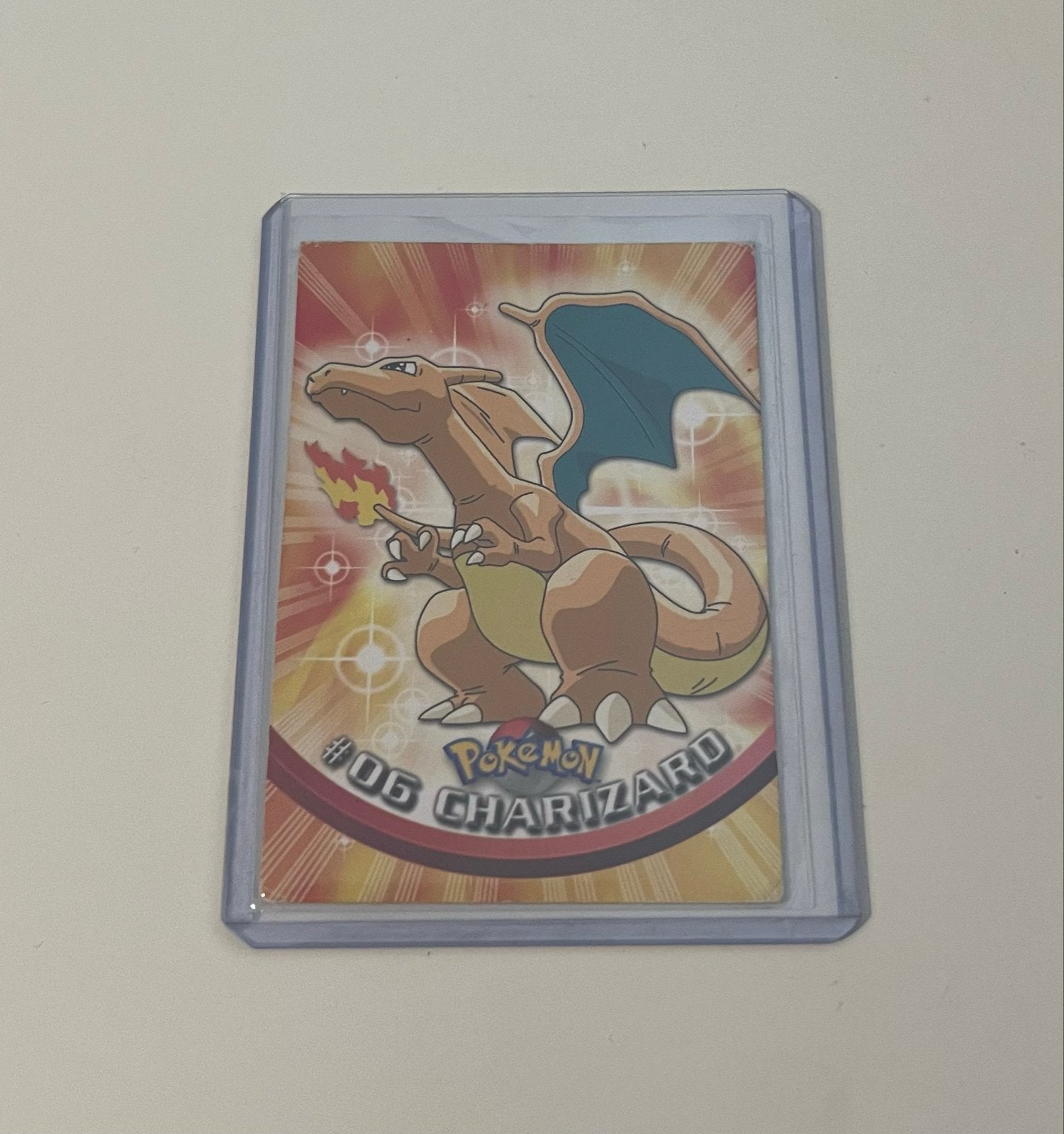 Charizard Topps Pokémon kaart #06 - Vintage, Hobby en Vrije tijd, Verzamelkaartspellen | Pokémon, Ophalen of Verzenden, Zo goed als nieuw