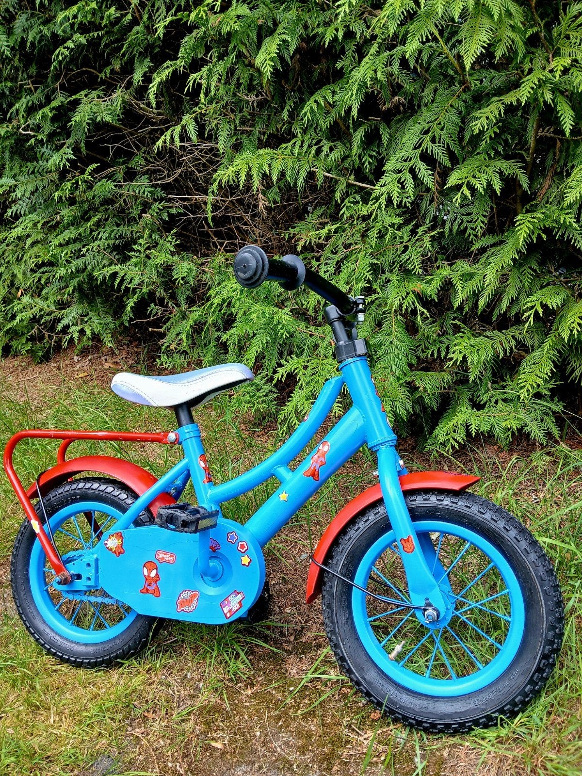 12 inch spiderman jongensfiets, Ophalen, Gebruikt, Terugtraprem, Minder dan 16 inch