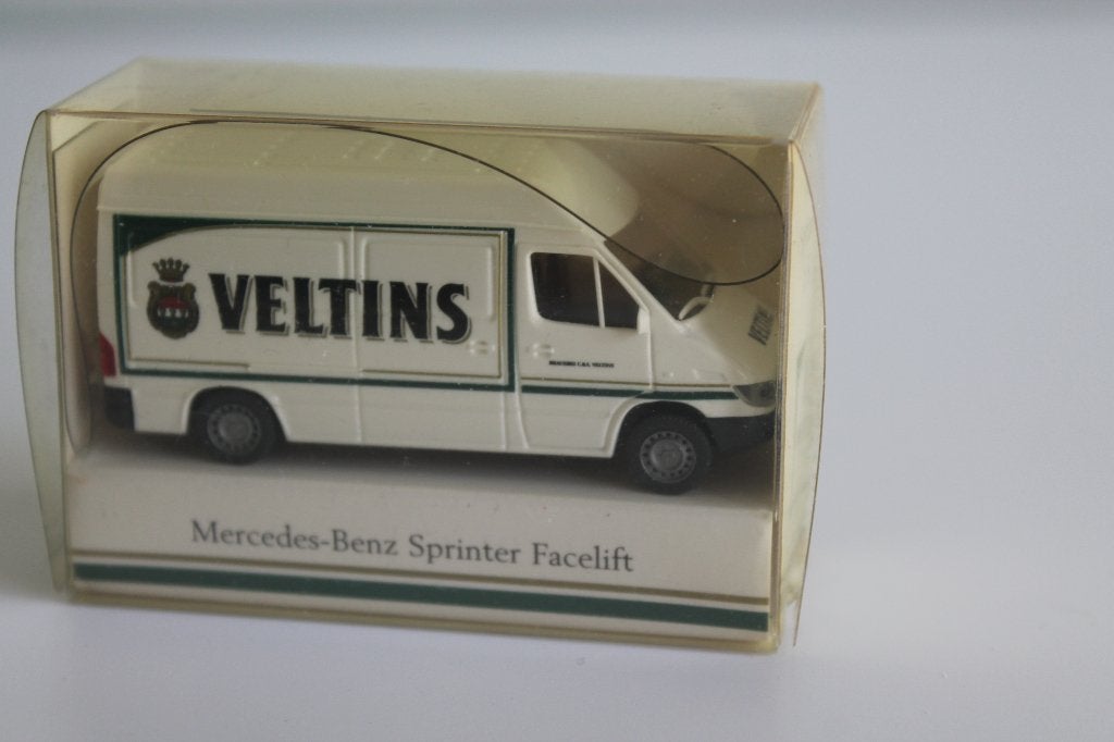 Wiking reclamemodel van een Mercedes Sprinter "Veltins", Hobby en Vrije tijd, Ophalen of Verzenden, Zo goed als nieuw, Auto, Wiking