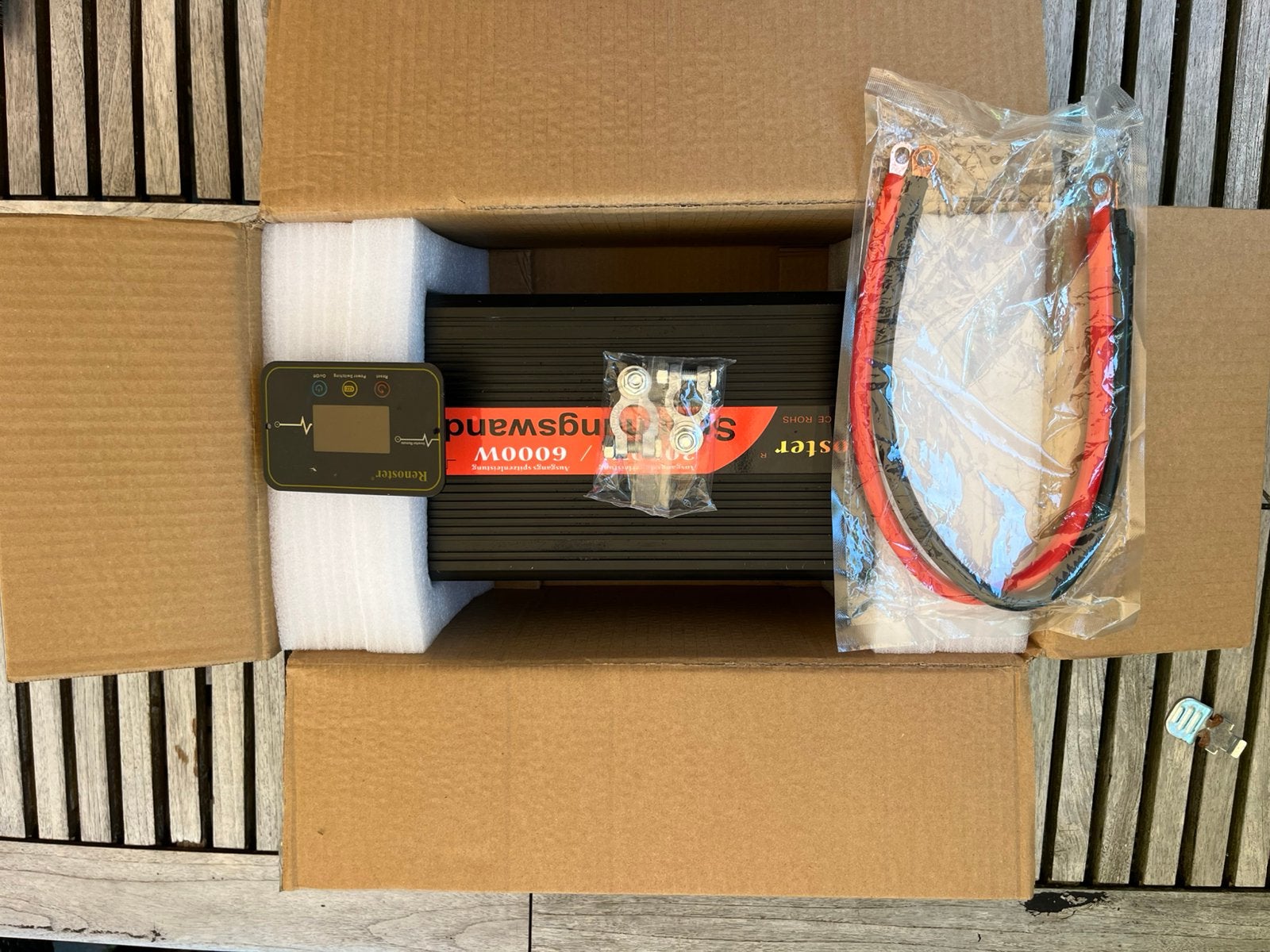 Omvormer van 12 volt naar 220 volt/3000 watt, Ophalen, Zo goed als nieuw