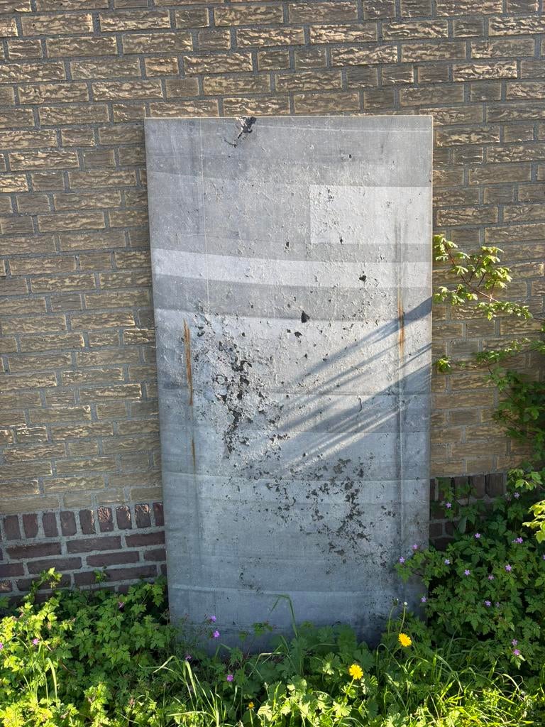Gratis tuintafel met stenen blad, Ophalen, Gebruikt, Rechthoekig, Overige materialen