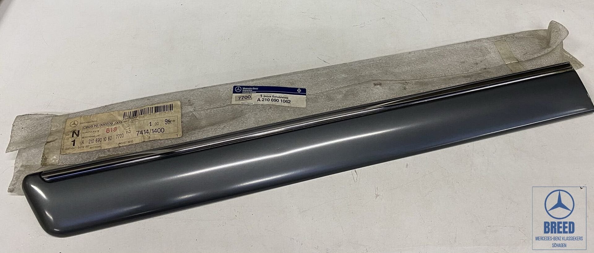 NOS sierlijst achterdeur rechts Mercedes-Benz W210 E-Klasse, -, Nieuw, Ophalen of Verzenden, -