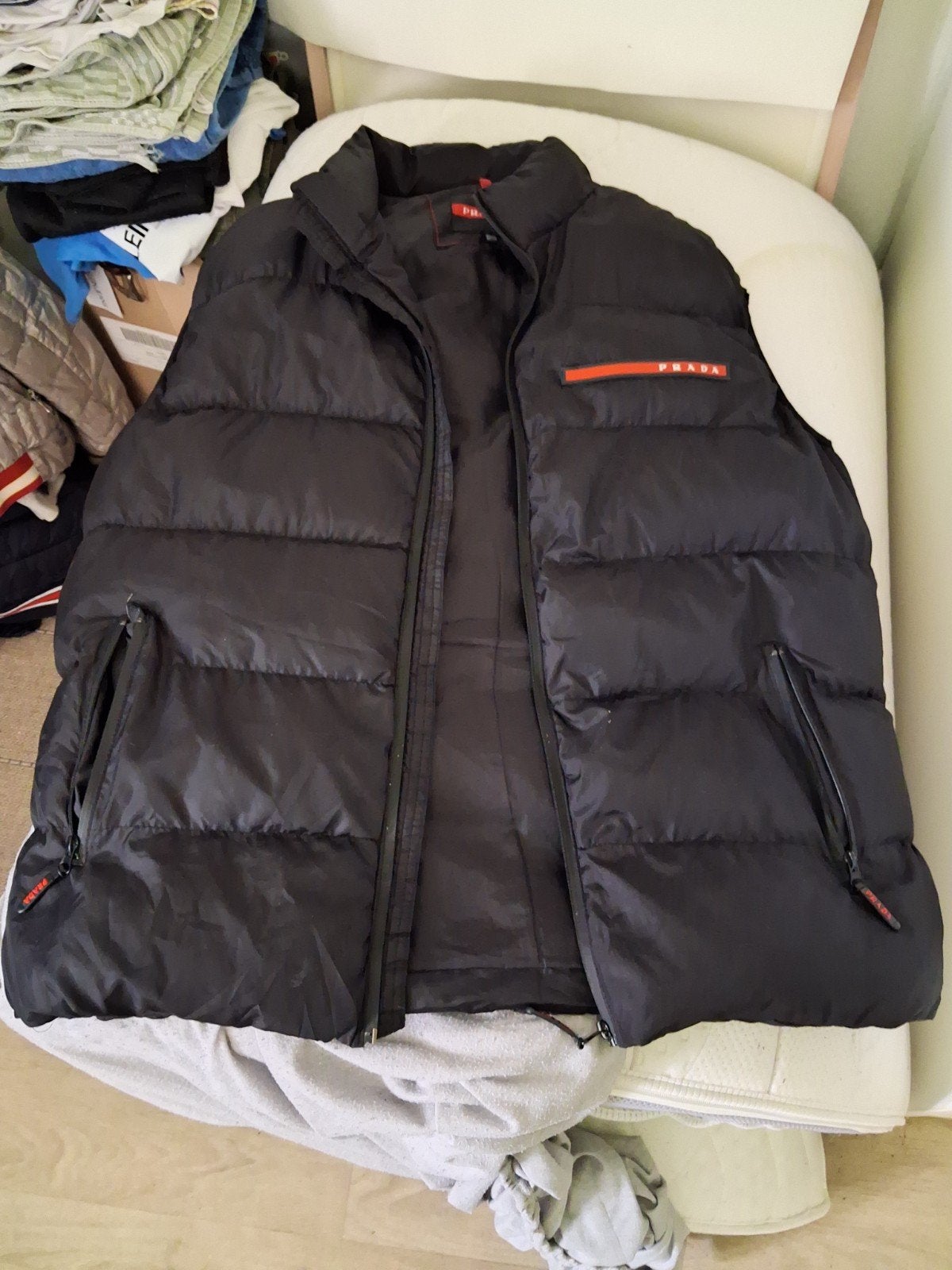 Zo goed als nieuwe Prada body warmer maat 5xl, Kleding | Heren, Zwart, Maat 56/58 (XL), Ophalen of Verzenden, Zo goed als nieuw