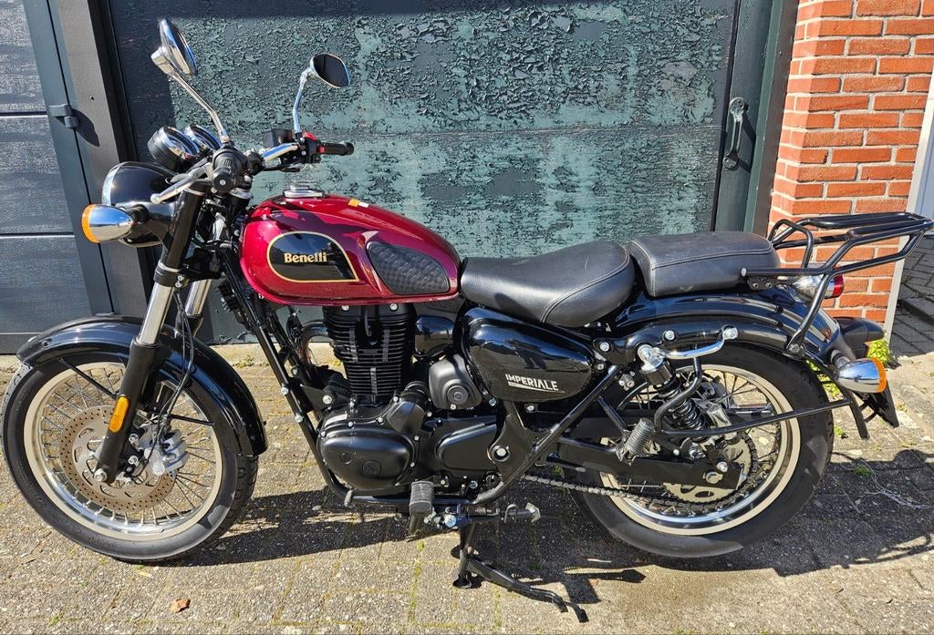 Benelli Imperiale 400 - Als nieuw, <3000km!, Motoren, Motoren | Benelli, Particulier, Minimaal motorrijbewijs A2, 1 cilinder, 12 t/m 35 kW