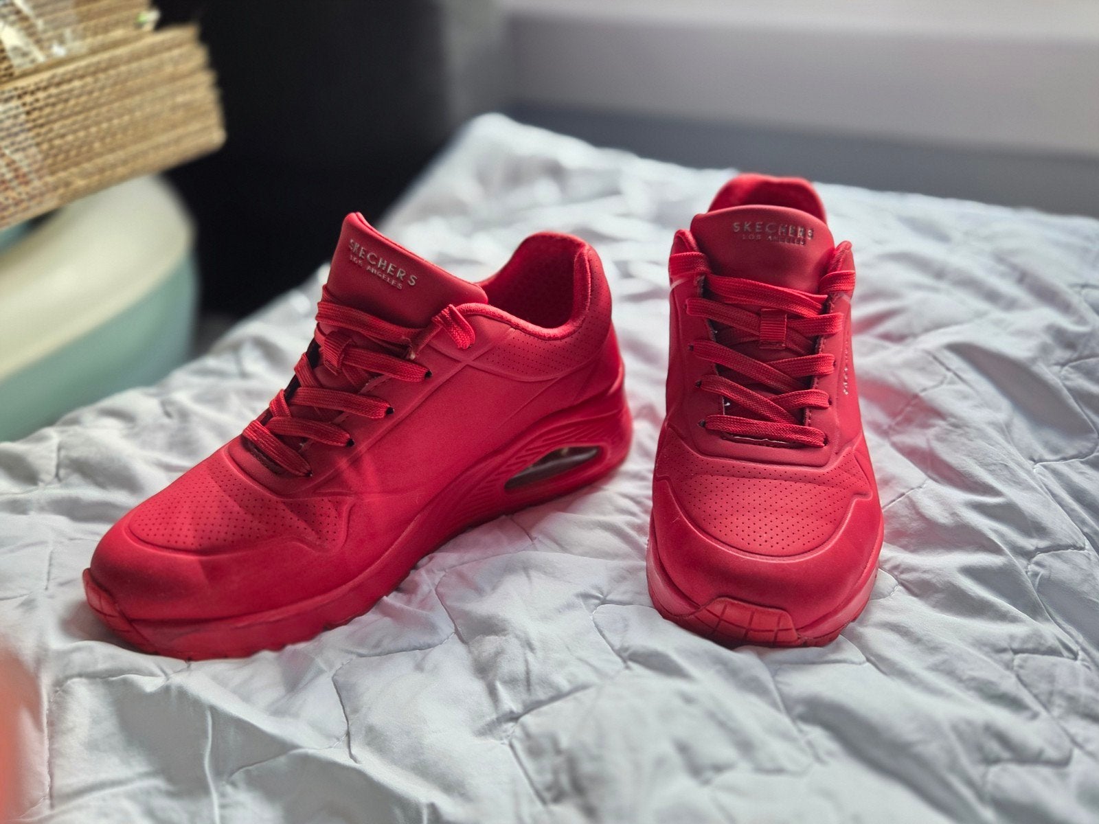 Skechers UNO - Stand On Air sneakers rood - Maat 38, Zo goed als nieuw, Jongen of Meisje, Sportschoenen, Skechers