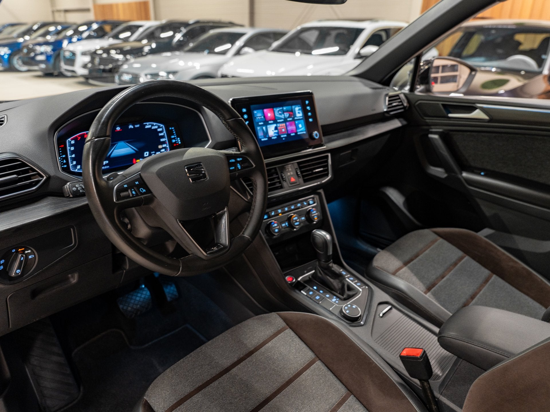 SEAT Tarraco 1.5 TSI 150PK Style, Virtual Cockpit, Apple Car, Stof, Zwart, 4 cilinders, 150 pk