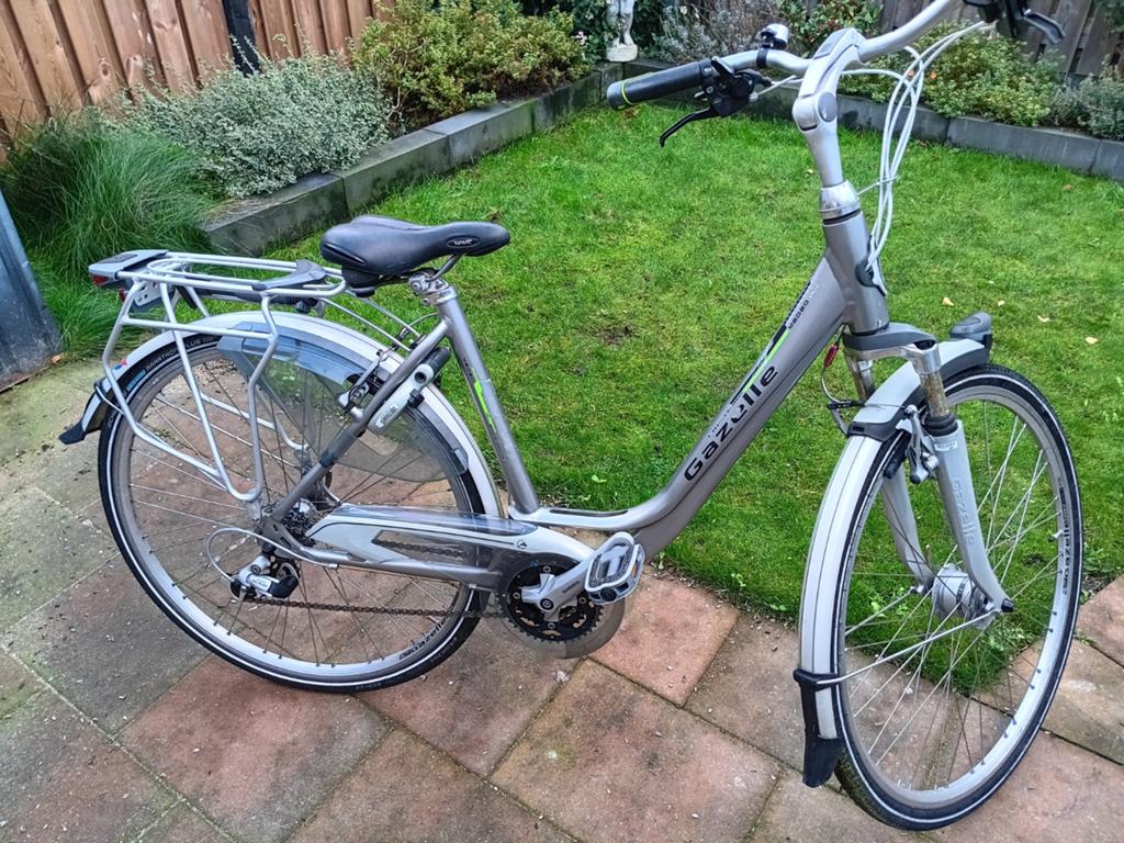 Gazelle Medeo Plus damesfiets - Zo goed als nieuw, Fietsen en Brommers, Fietsen | Dames | Damesfietsen, Zo goed als nieuw, Gazelle