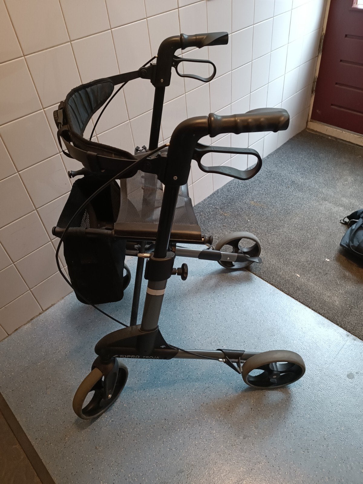 Rollator Topro Troja, Diversen, Ophalen of Verzenden, Opvouwbaar, Zo goed als nieuw