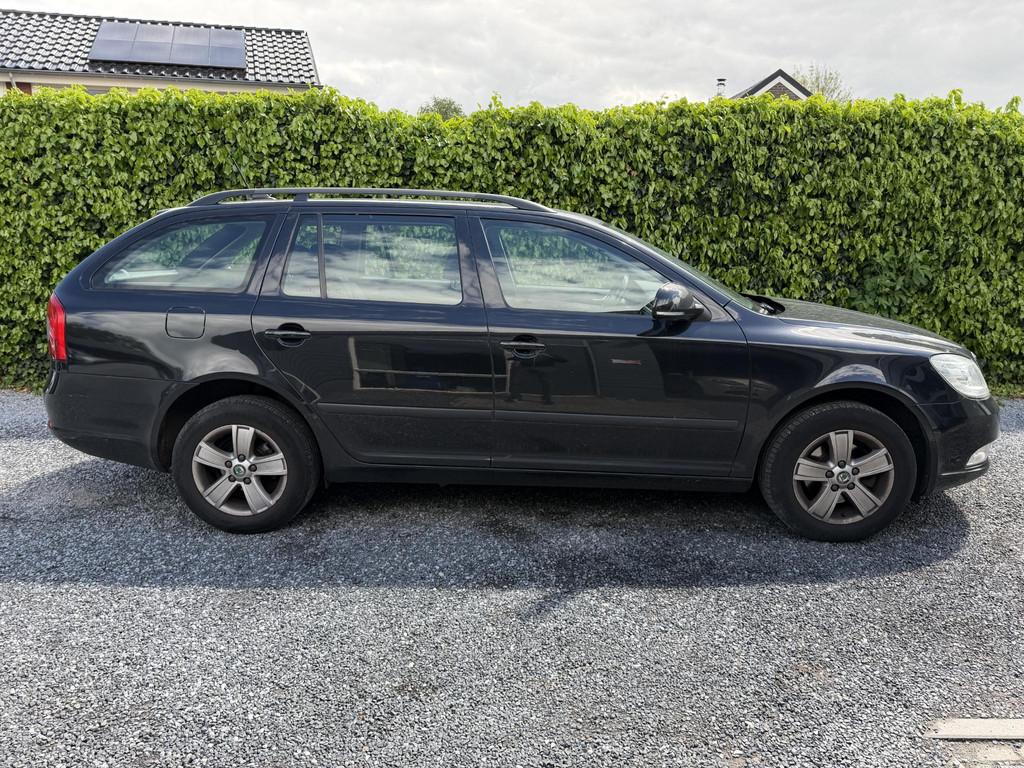 Skoda Octavia Combi 1.2 TSI Ambition Business Line | Navi |, Auto's, Voorwielaandrijving, Euro 5, Stof, Gebruikt