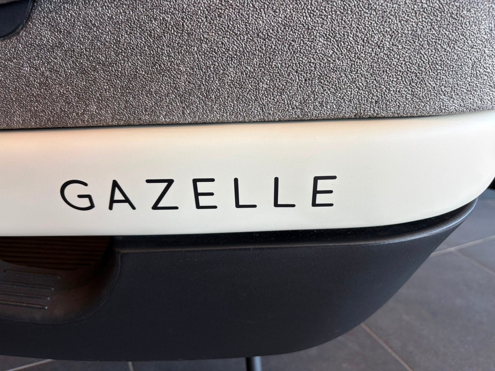 ❗️Gazelle Makki Load NIEUWSTAAT  500wh 12 MAAND GARANTIE❗️, Fietsen en Brommers, Fietsen | Bakfietsen, 3 kinderen, Huif, Ophalen of Verzenden