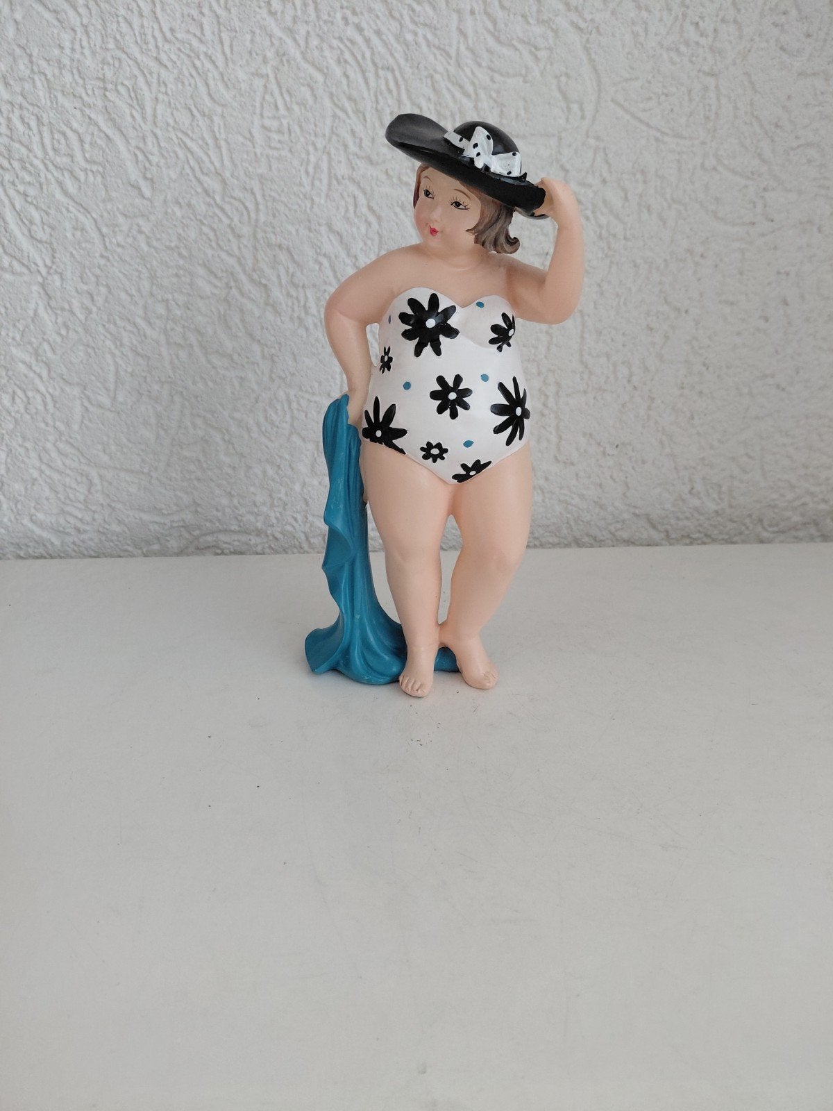 beeld dikke dame, Ophalen of Verzenden