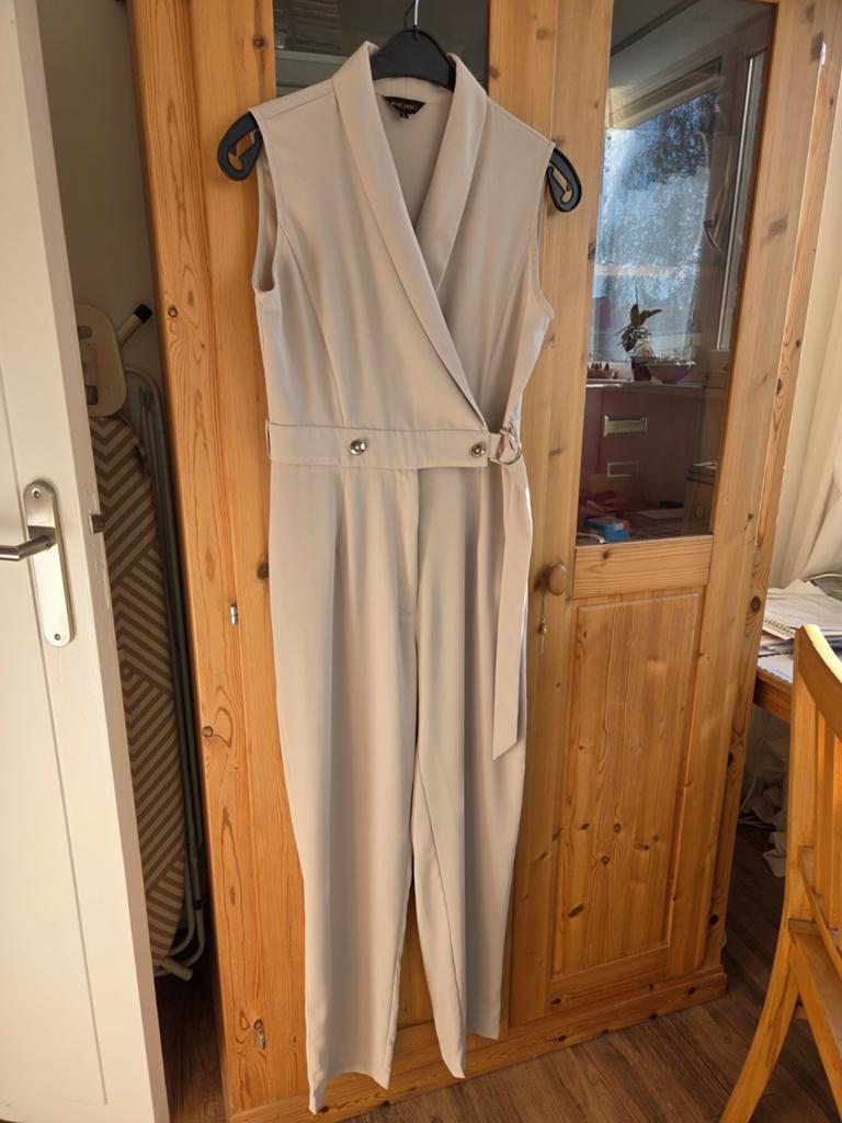 Kichic Elegante Beige Jumpsuit Maat L, Kleding | Dames, Jumpsuits, Kichic, Beige, Maat 42/44 (L), Ophalen of Verzenden