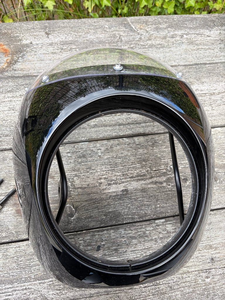Cafe racer kuipje, Ophalen