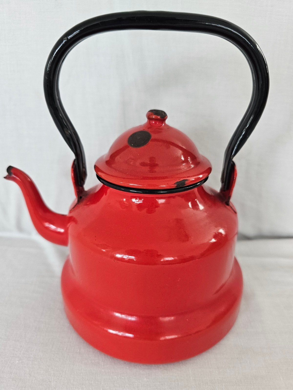 Mooie rode vintage emaille waterketel - Nostalgisch!, Huis en Inrichting, Keuken | Servies, Ophalen