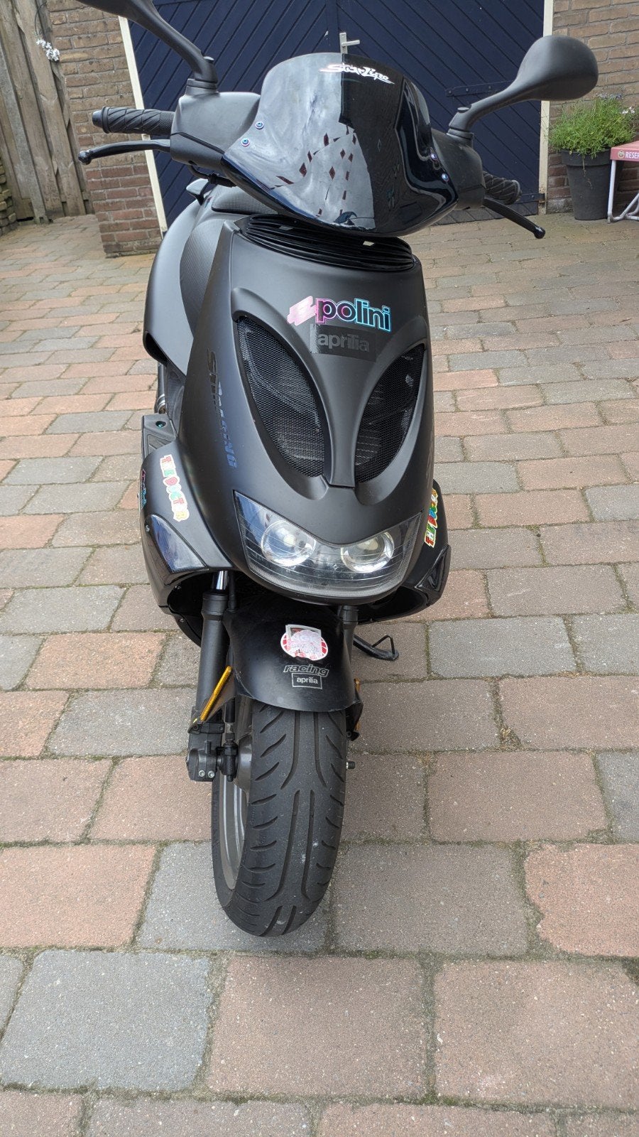 Aprilia sr50 2017 zeer netjes, Ophalen, Tweetakt, Overige modellen, Zo goed als nieuw