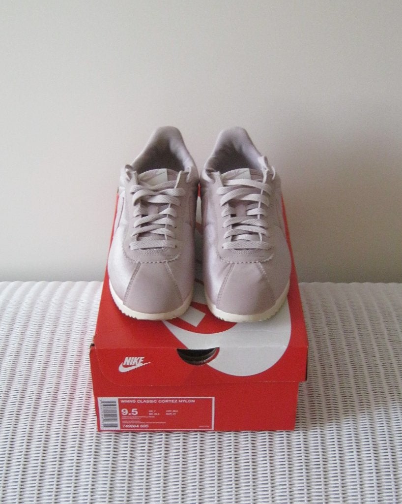 Nike Women's Classic Cortez Nylon sneakers, mt. 41, z.g.a.n., Kleding | Dames, Nike, Ophalen of Verzenden, Roze, Sneakers of Gympen