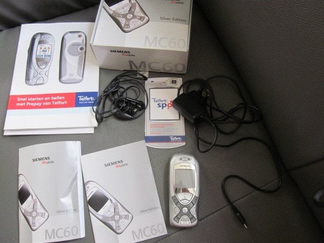 Mobiel /siemens mc60/2004/silver in originele doos met oplad, Ophalen of Verzenden, Gebruikt, Klassiek of Candybar