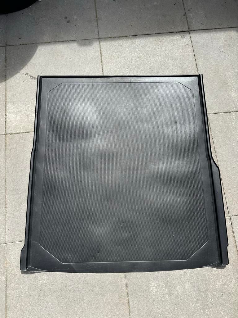 Volkswagen passat variant B8 Rubberen kofferbakmat, Ophalen, Gebruikt