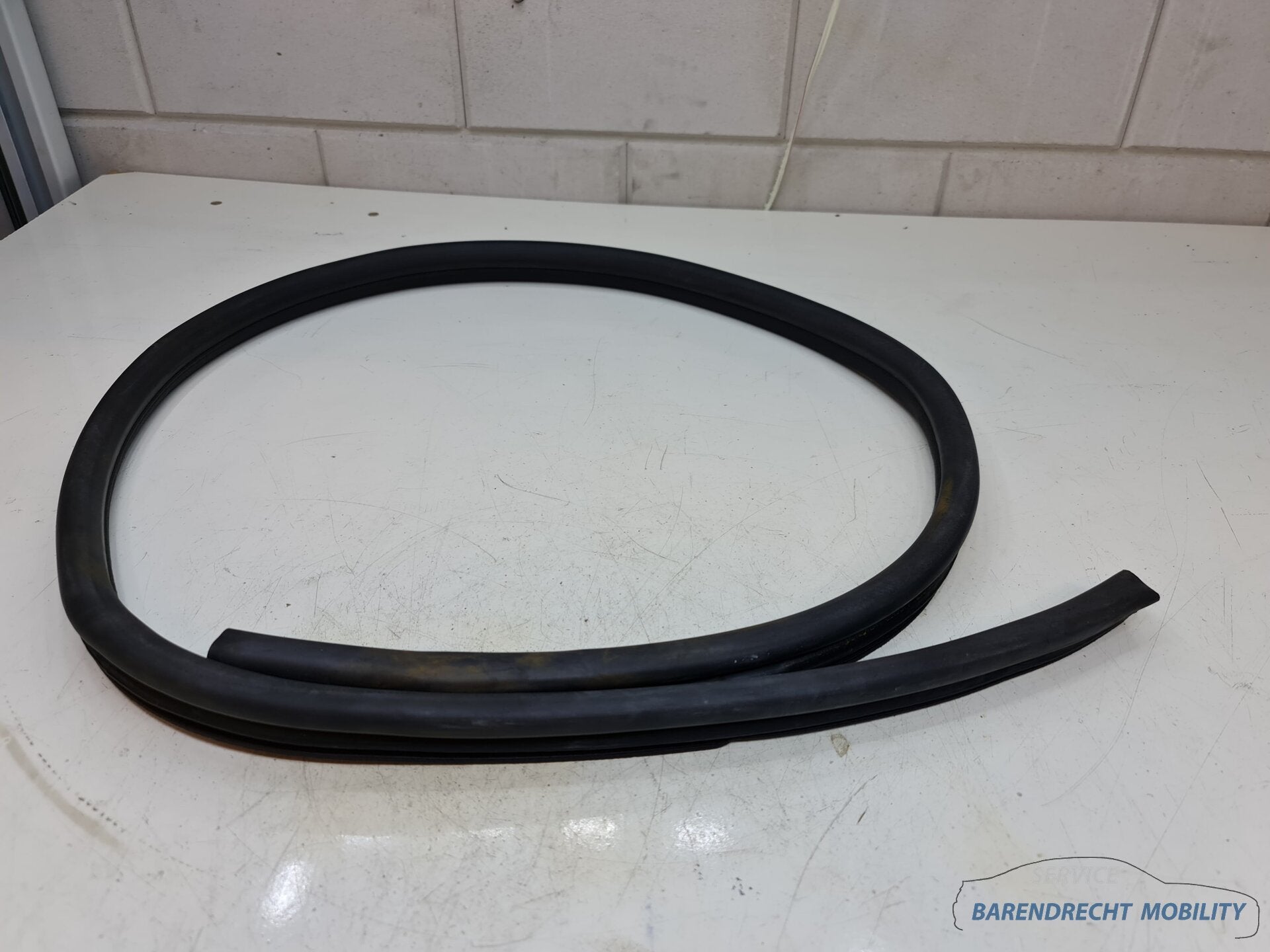 Deurrubber links bestuurderskant Mercedes CLK W209 portierru, Gebruikt, Mercedes-Benz AG, Mercedes-Benz, Ophalen of Verzenden
