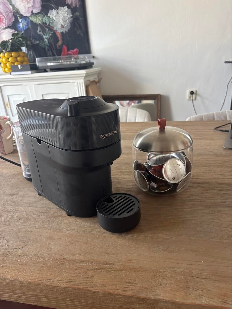 Nespresso Vertuo Next koffiemachine - Zwart, Witgoed en Apparatuur, Koffiezetapparaten, Ophalen, Gebruikt, Koffiemachine, 1 kopje