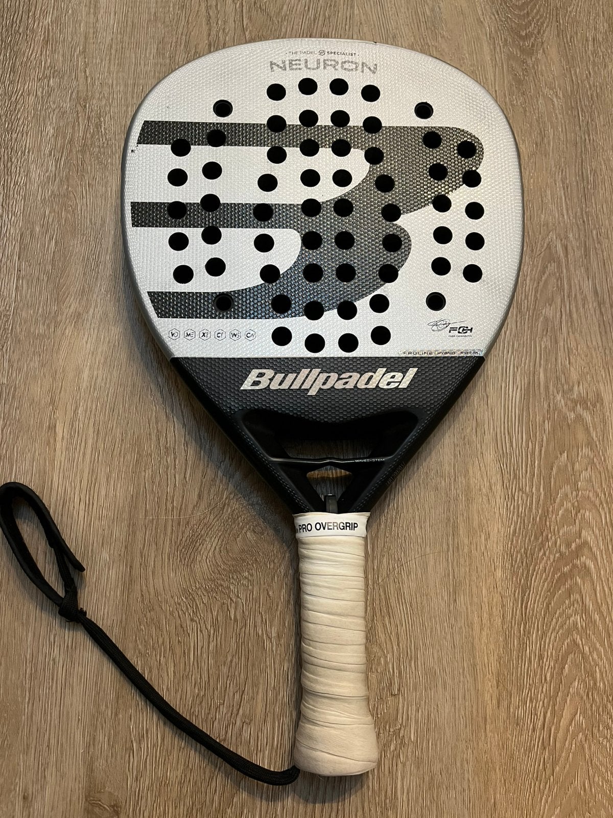 Bullpadel Neuron 25, Sport en Fitness, Ophalen of Verzenden, Zo goed als nieuw