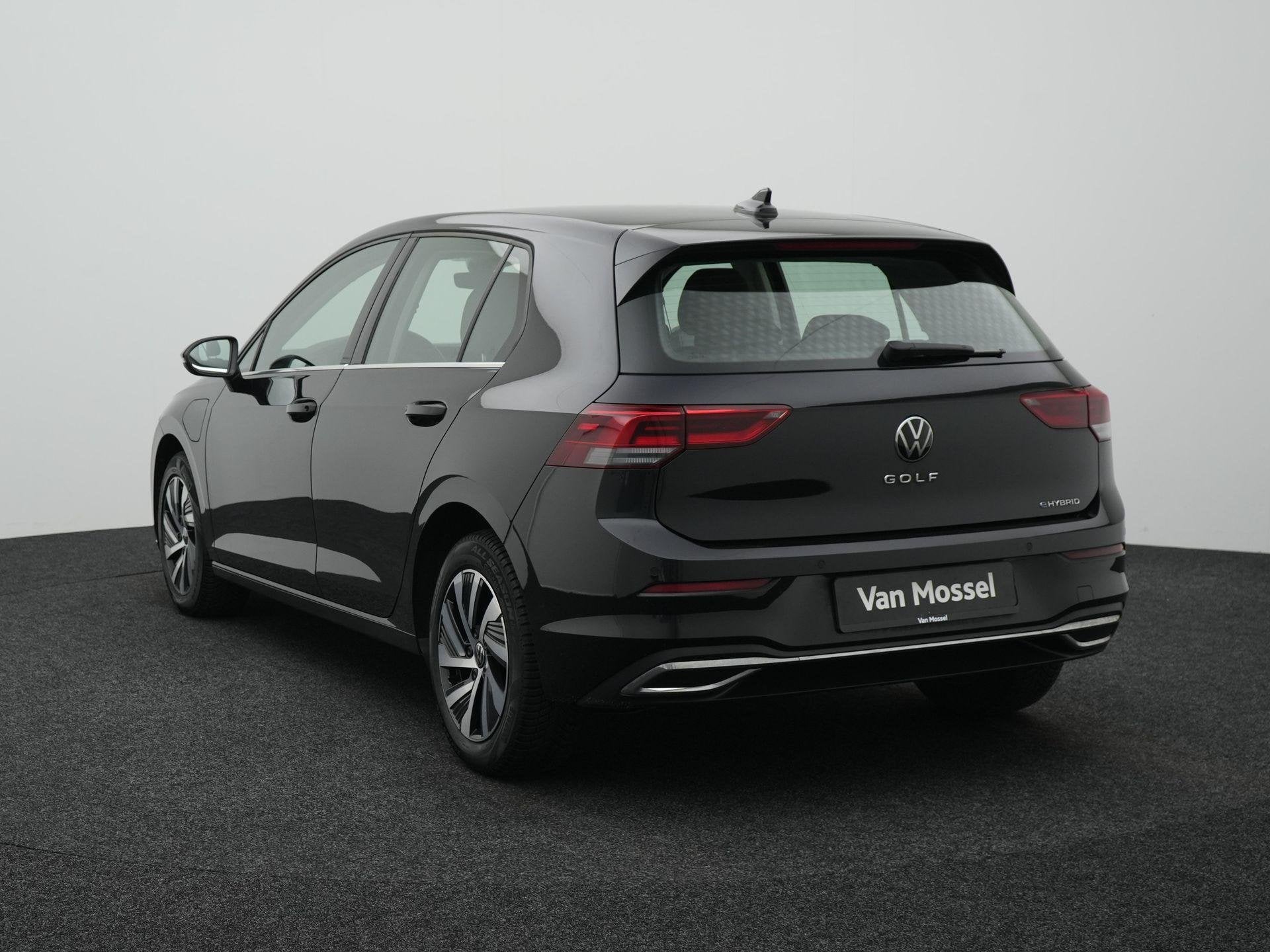 Volkswagen Golf 1.4 eHybrid Style | Apple/Android Play | Cam, 12 maanden, Gebruikt, 4 cilinders, Zwart