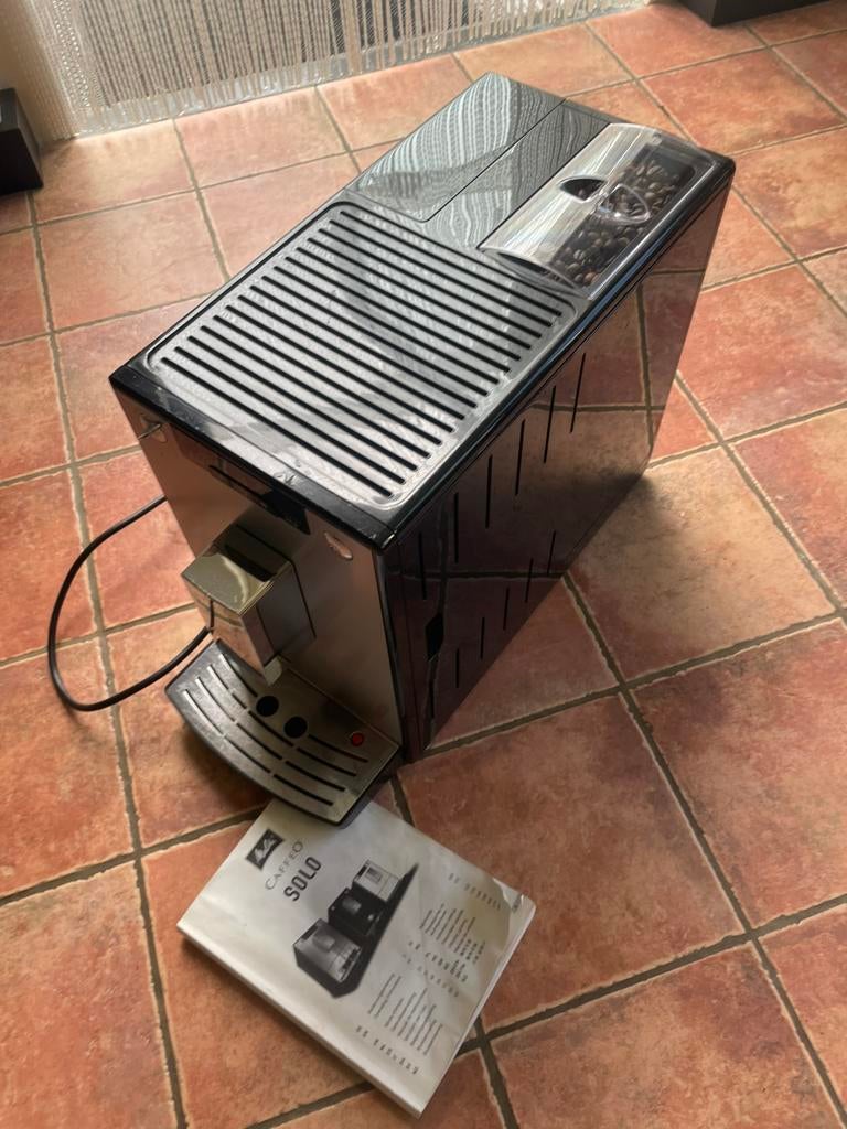Koffieapparaat caffeo solo, Ophalen, Afneembaar waterreservoir, Gebruikt, 10 kopjes of meer