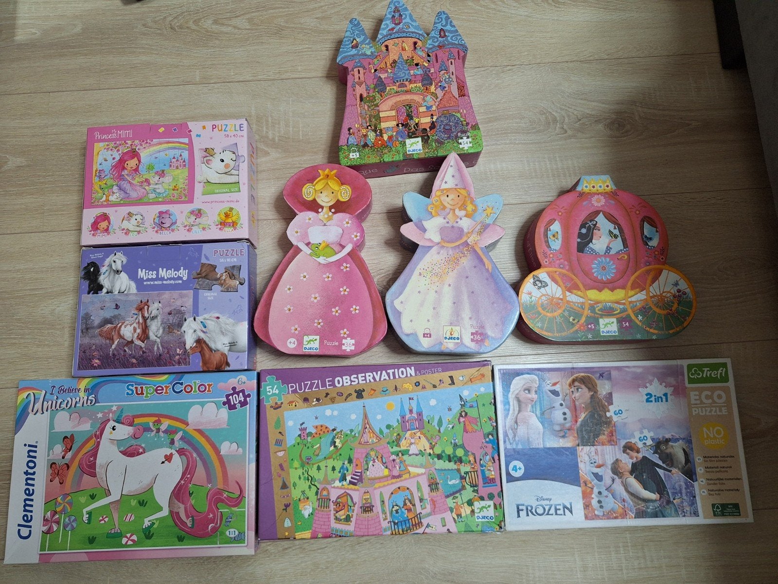 Pakket puzzels djeco, Kinderen en Baby's, Speelgoed | Kinderpuzzels, Ophalen of Verzenden, 10 tot 50 stukjes, Zo goed als nieuw