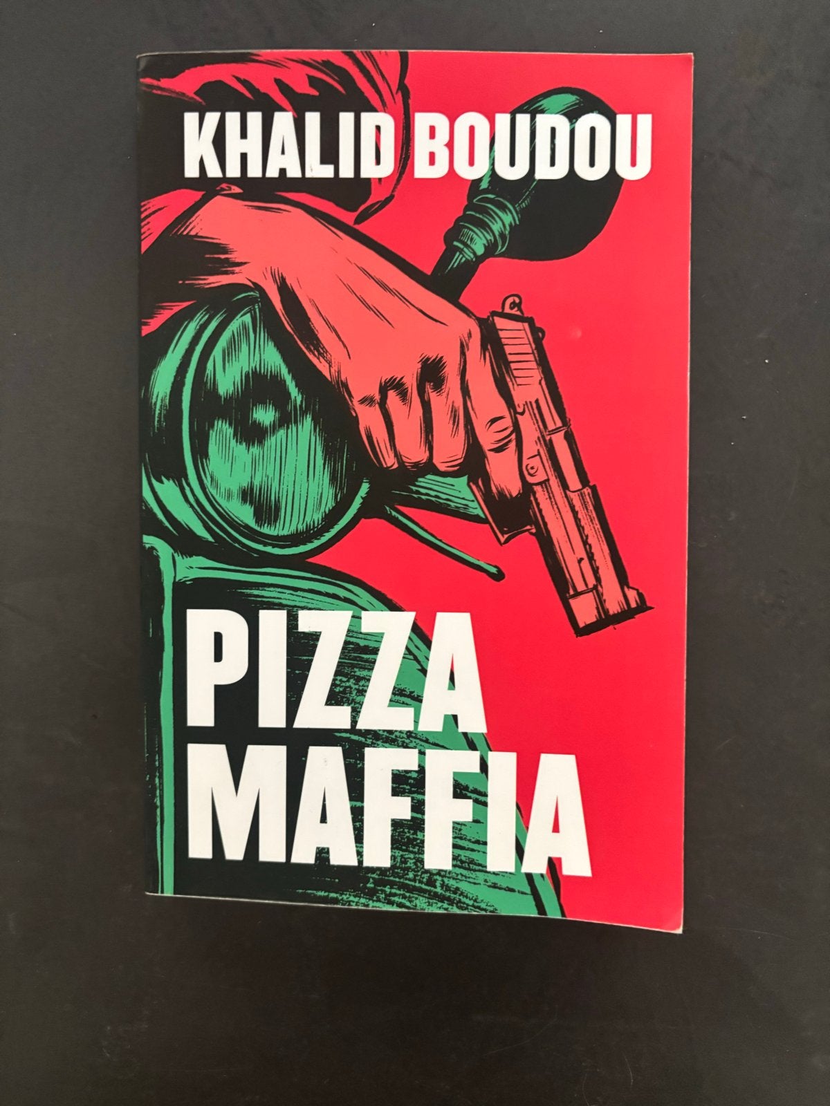 Pizza Maffia - Khalid Boudou (Young Adult), Ophalen of Verzenden, Gelezen, Nederland