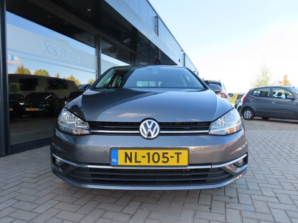 Volkswagen GOLF 1.0 TSI Comfortline Ecc Acc Navi 2x Pdc Trek, Gebruikt, Euro 6, Origineel Nederlands, Handgeschakeld