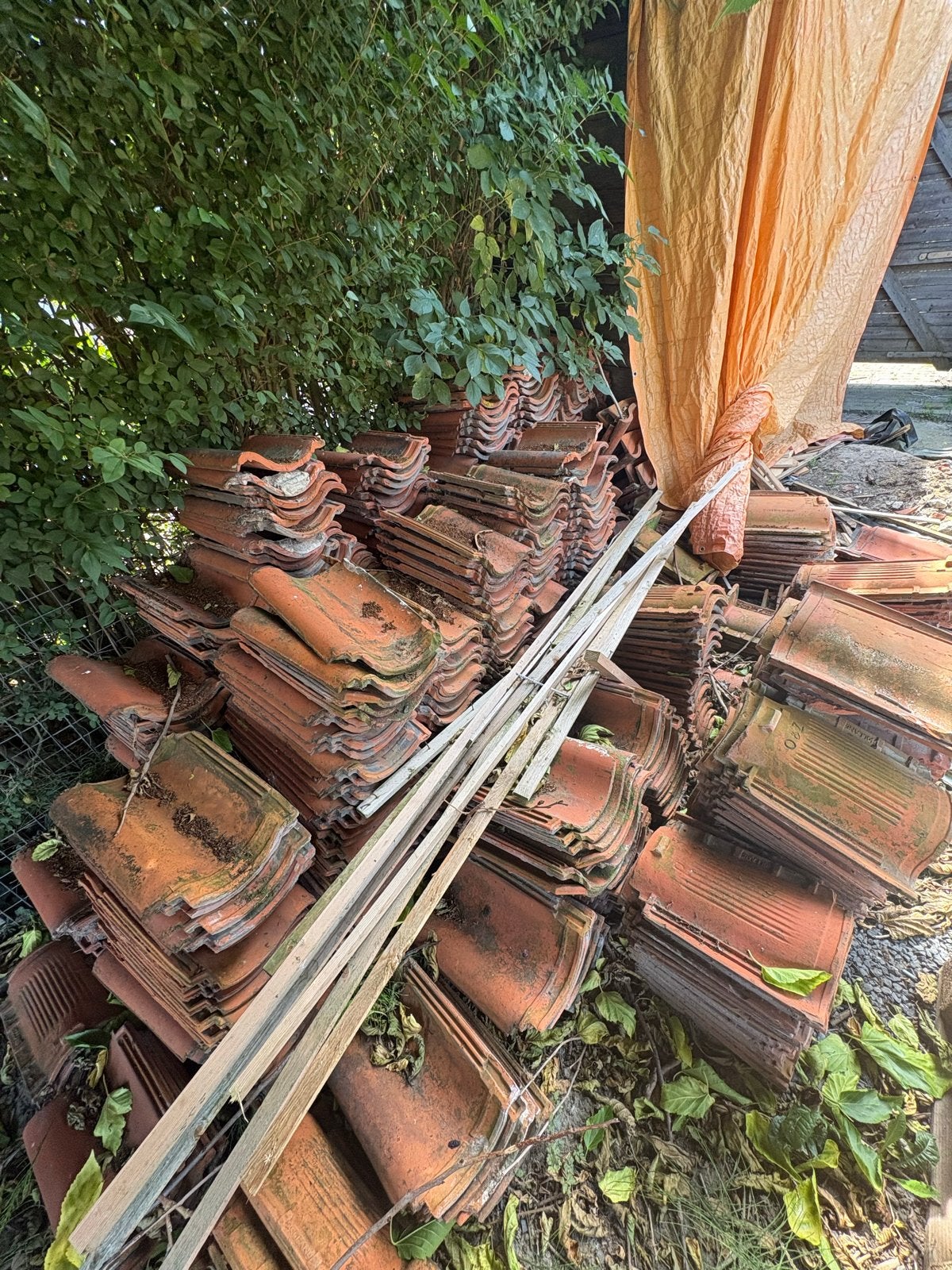 Gebruikte dakpannen ongeveer 940 stuks, Ophalen, Gebruikt, Steen of Klei, 15 m² of meer
