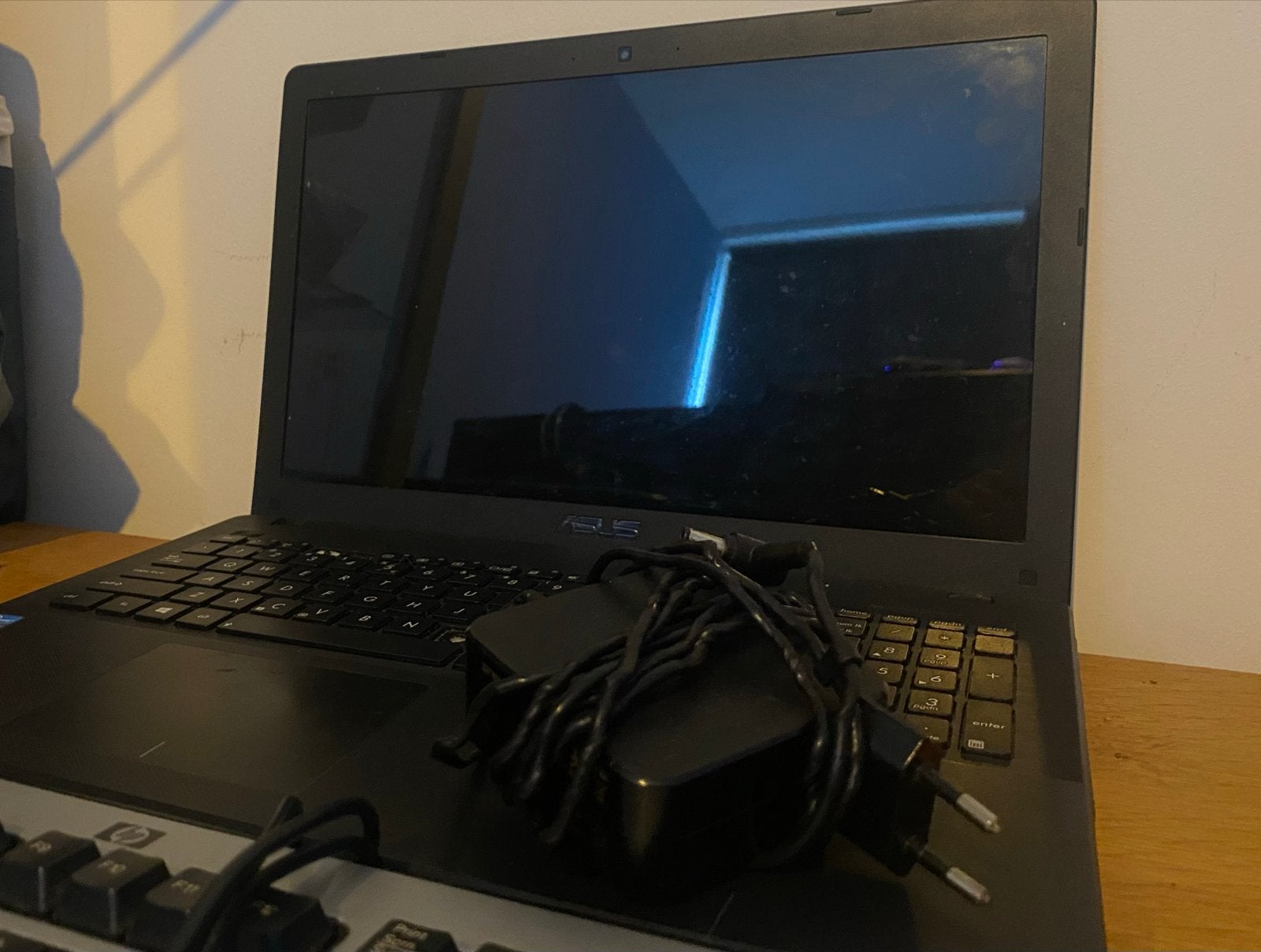 ASUS Laptop met Windows 8, Ophalen, Gebruikt, HDD, 2 tot 3 Ghz