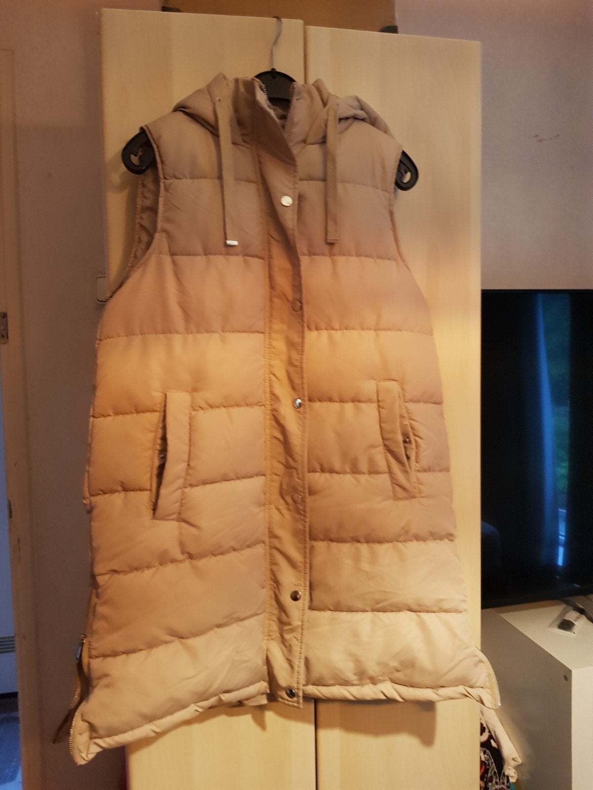 Mooie beige bodywarmer van Voyelles, maat 40, Kleding | Dames, Maat 38/40 (M), Beige, Ophalen of Verzenden, Zo goed als nieuw