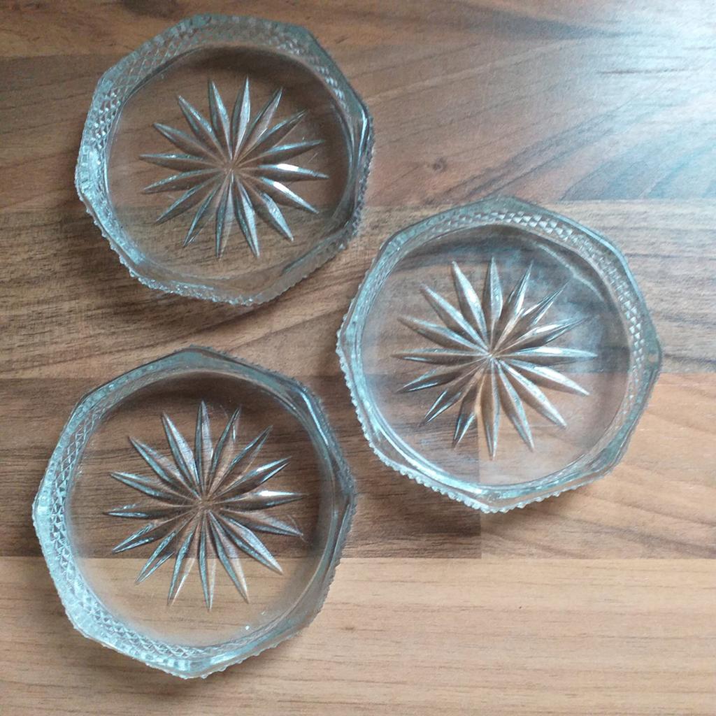 3 Brocante  Jaren zestig glazen onderzetters, Ophalen of Verzenden