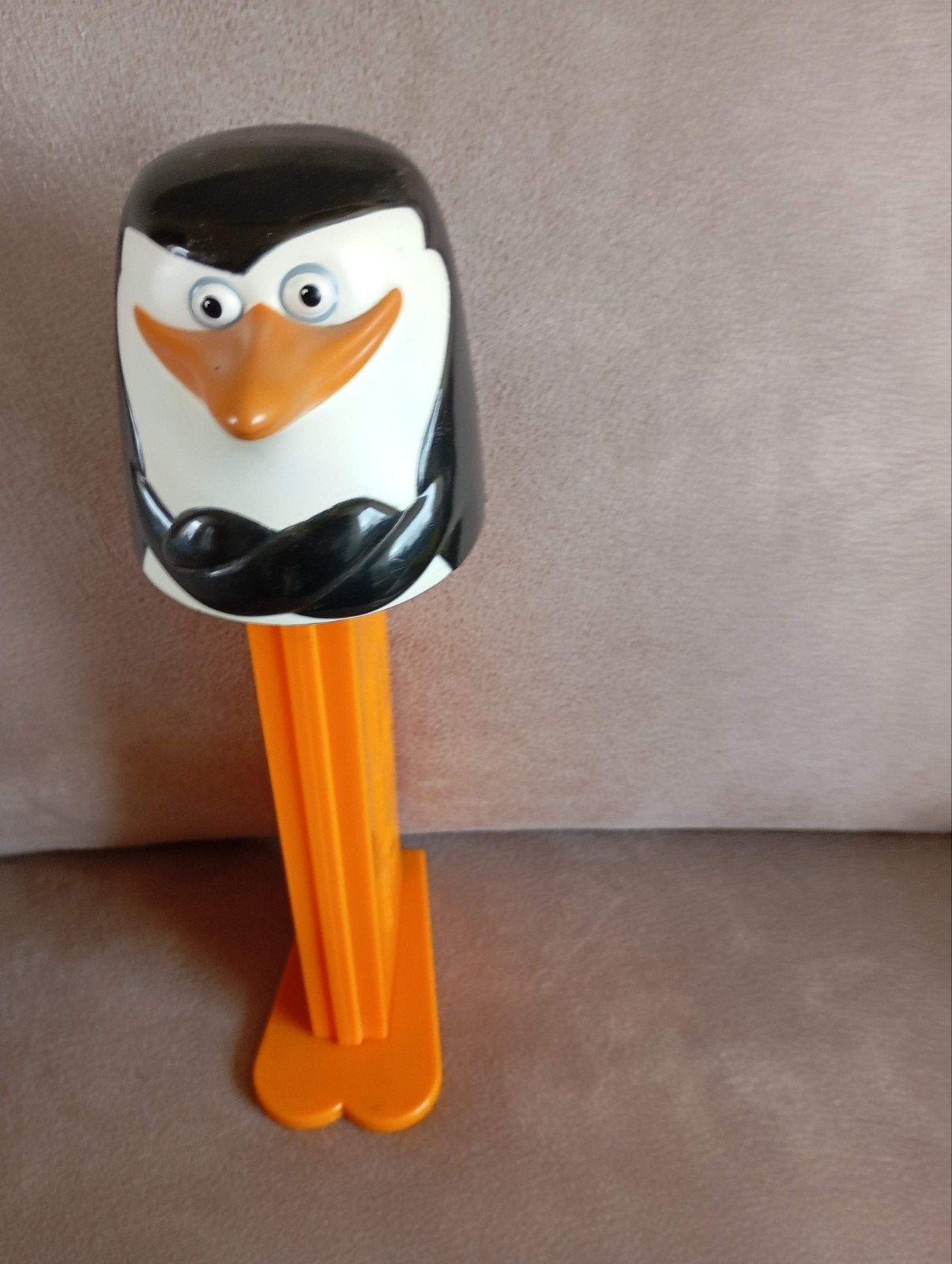 PEZ dispenser Skipper van de Penguins of Madagascar, Ophalen of Verzenden, Gebruikt