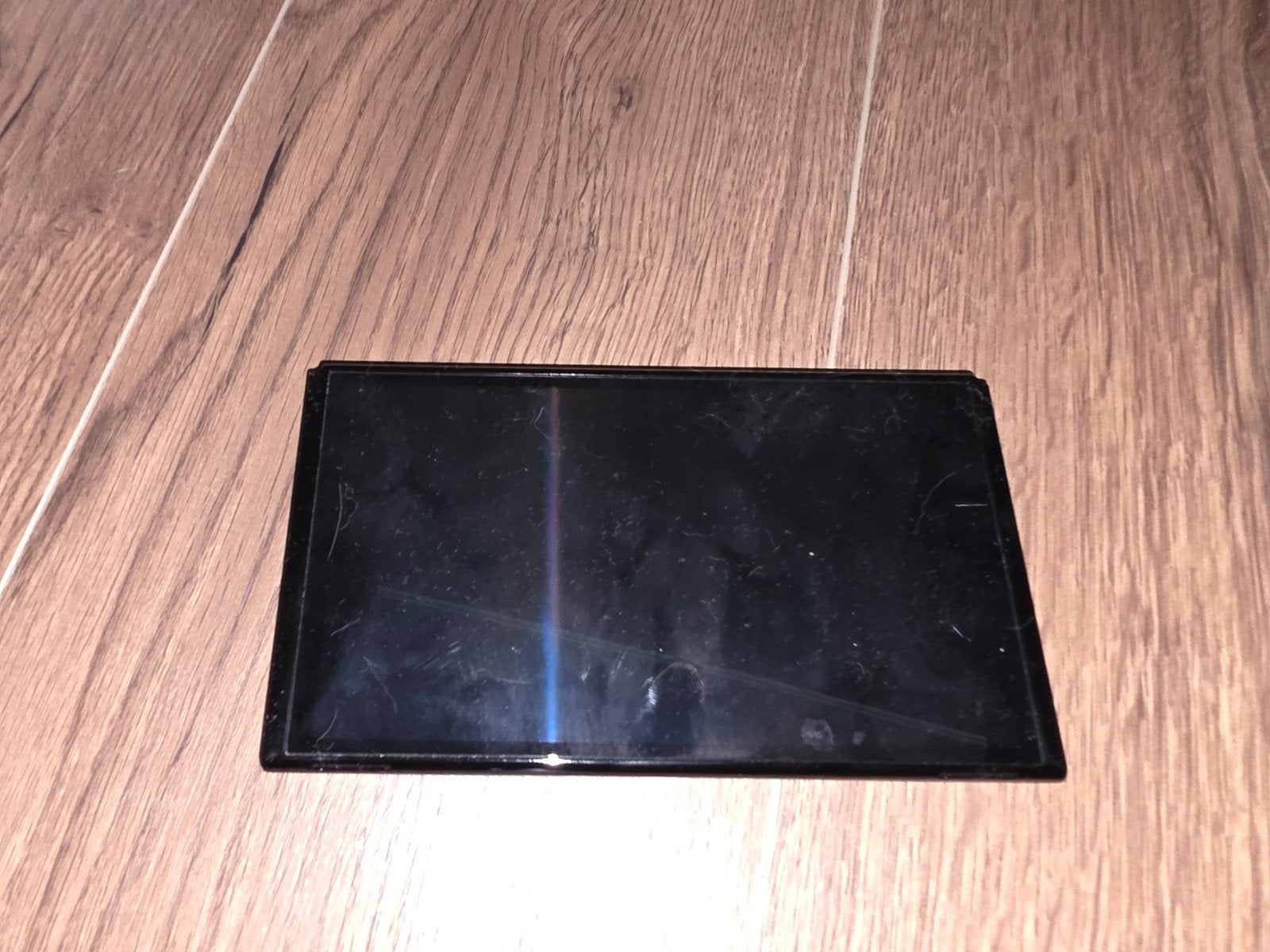 Foto 15 van Nintendo Switch OLED met 2 controllers en dock