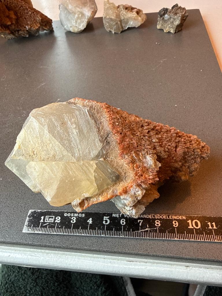Prachtig Mineraal Kwarts met Rode Insluitsels - 362 gram, Ophalen of Verzenden, Mineraal