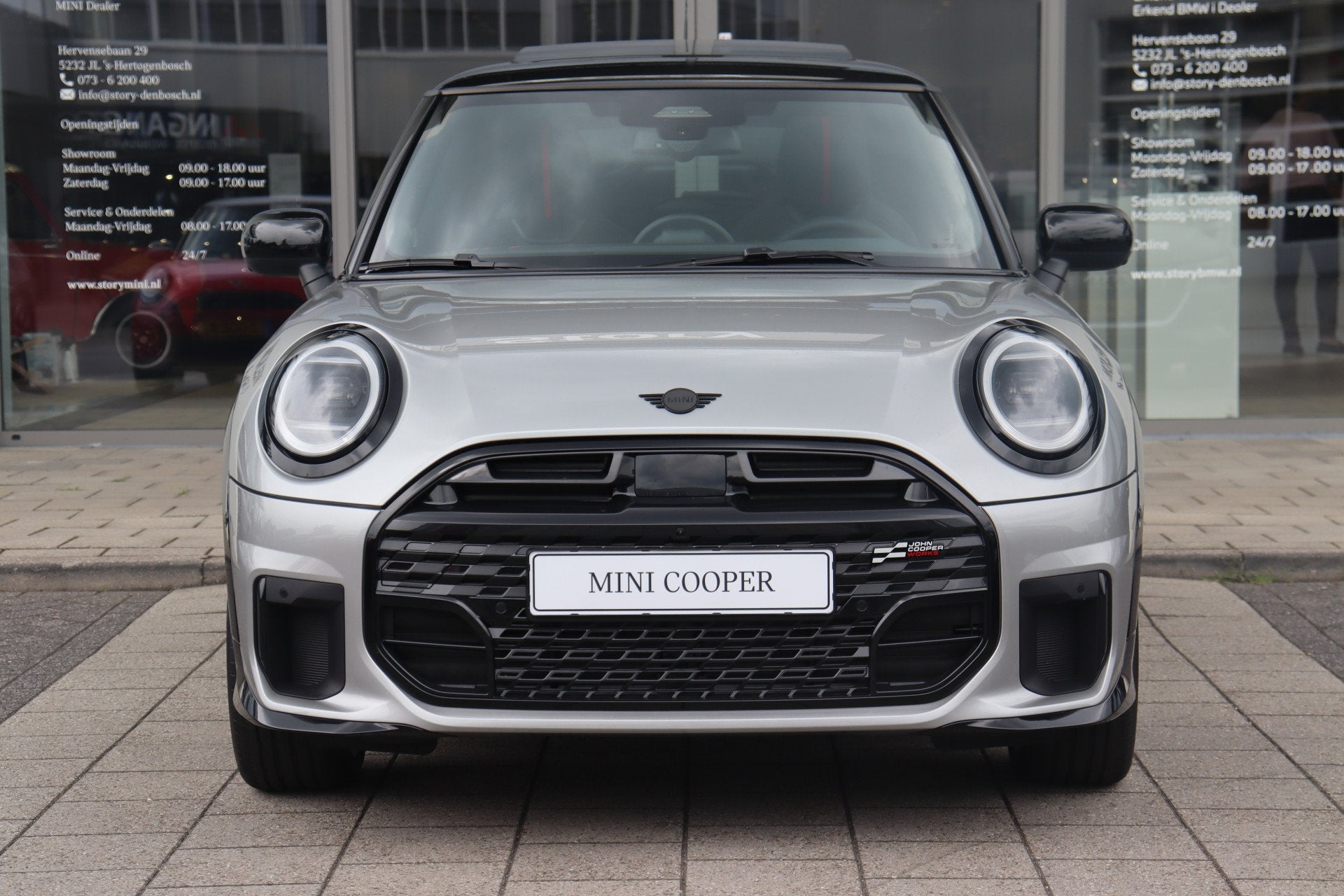 MINI Cooper S Automaat / JCW / Pakket XL / 18 inch JCW Lap S, Auto's, Mini, Stof, Elektrische stoelverstelling, 4 cilinders, 4 stoelen