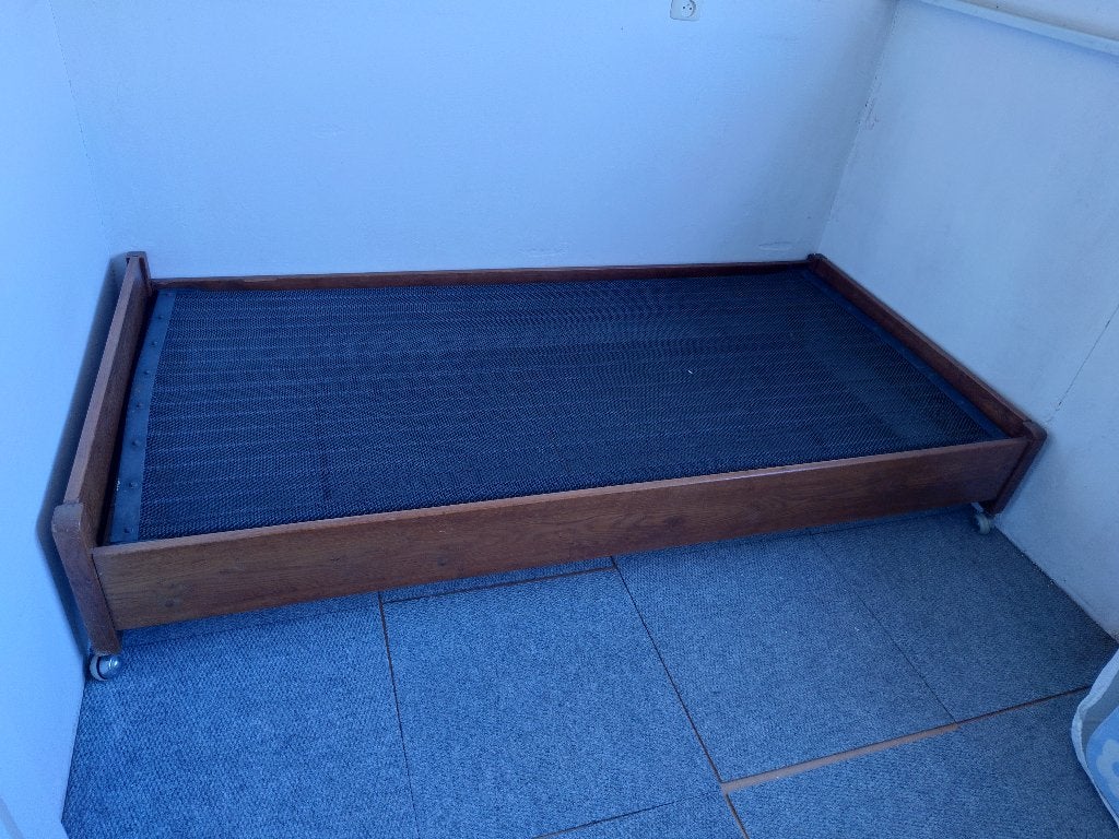 Eenpersoons bed op wieltjes, Gebruikt, 90 cm, Eenpersoons, Wit