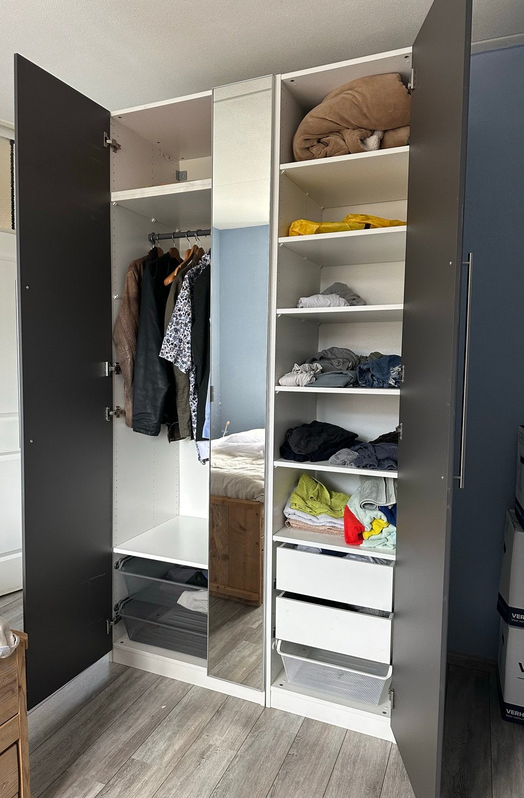 IKEA PAX Kledingkast met spiegel en lades € 95, Ophalen, Gebruikt, 100 tot 150 cm, 200 cm of meer