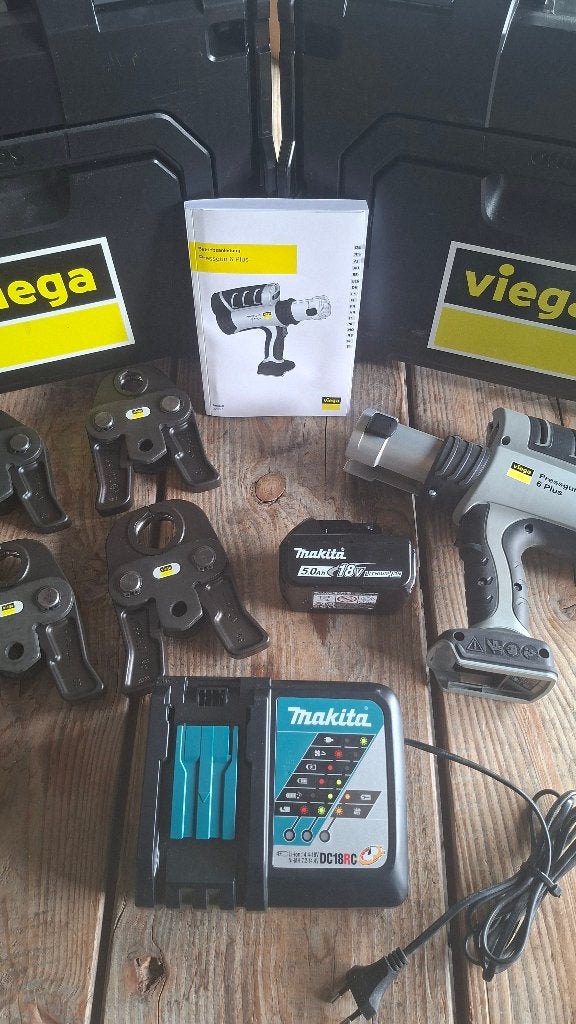 2x Viega Accu perstang! Pressgun 6 plus (Nieuw) en Picco, ., Ophalen of Verzenden, Zo goed als nieuw, .