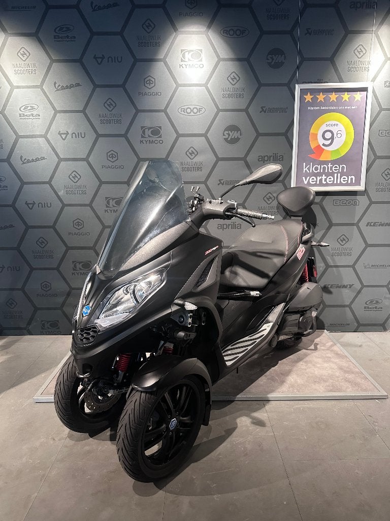 PIAGGIO MP3 300 2022 4.604KM, Scooter, Bedrijf, Minimaal motorrijbewijs A2, Automaat