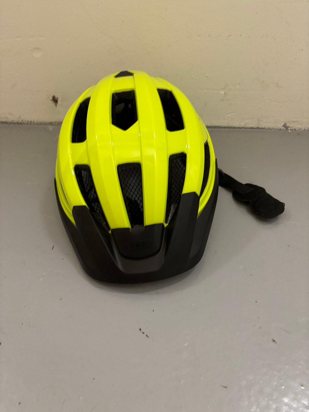 ABUS Fietshelm Neon Geel - Zo goed als nieuw, Ophalen, Zo goed als nieuw, Overige maten, Heer of Dame