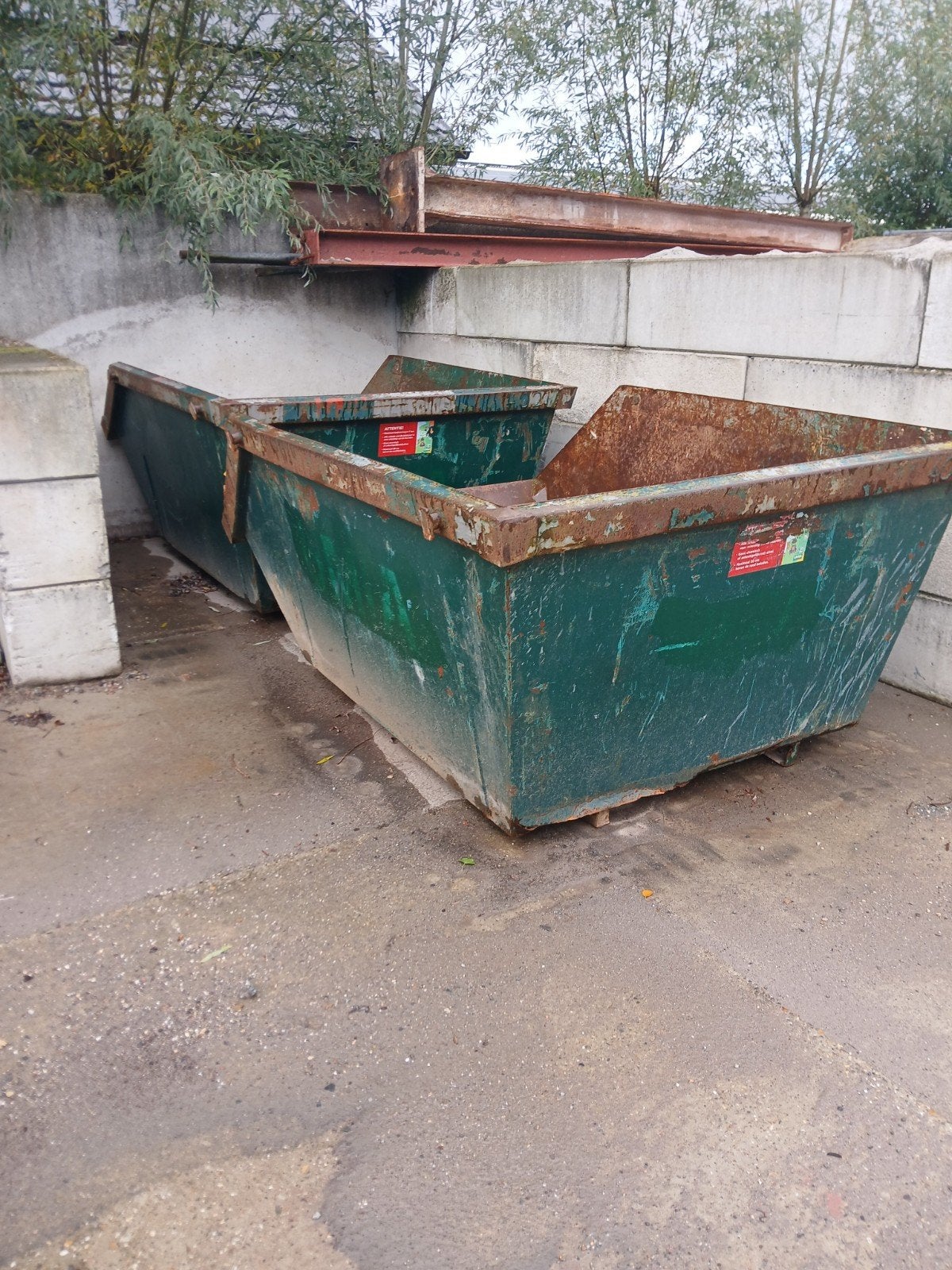 Gebruikte mestbak/container met slijtageplekken, Ophalen of Verzenden